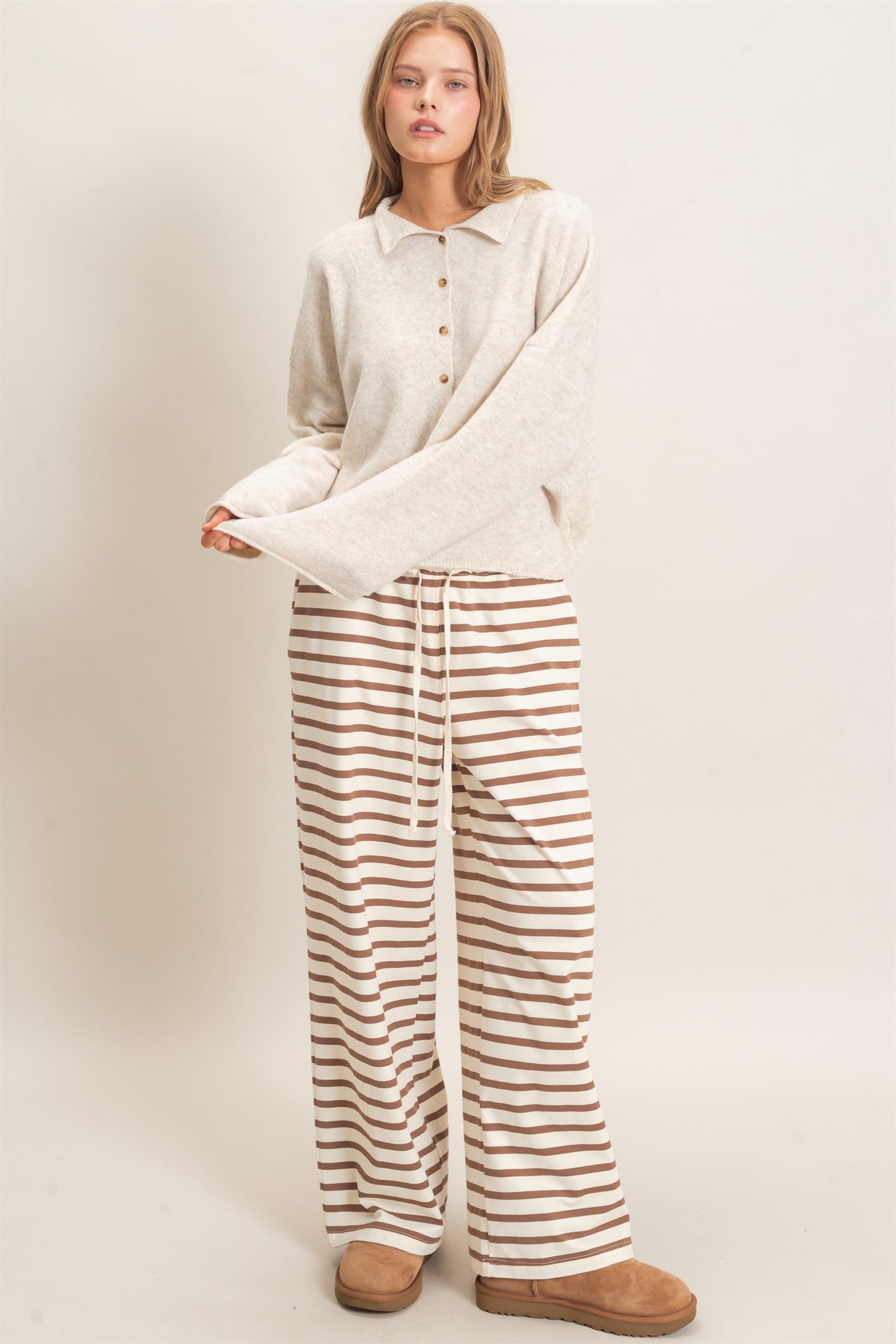 Wholesale Button-Up Collared Sweater Cardigan Cardigans HF26E039 OATMEAL HYFVE
