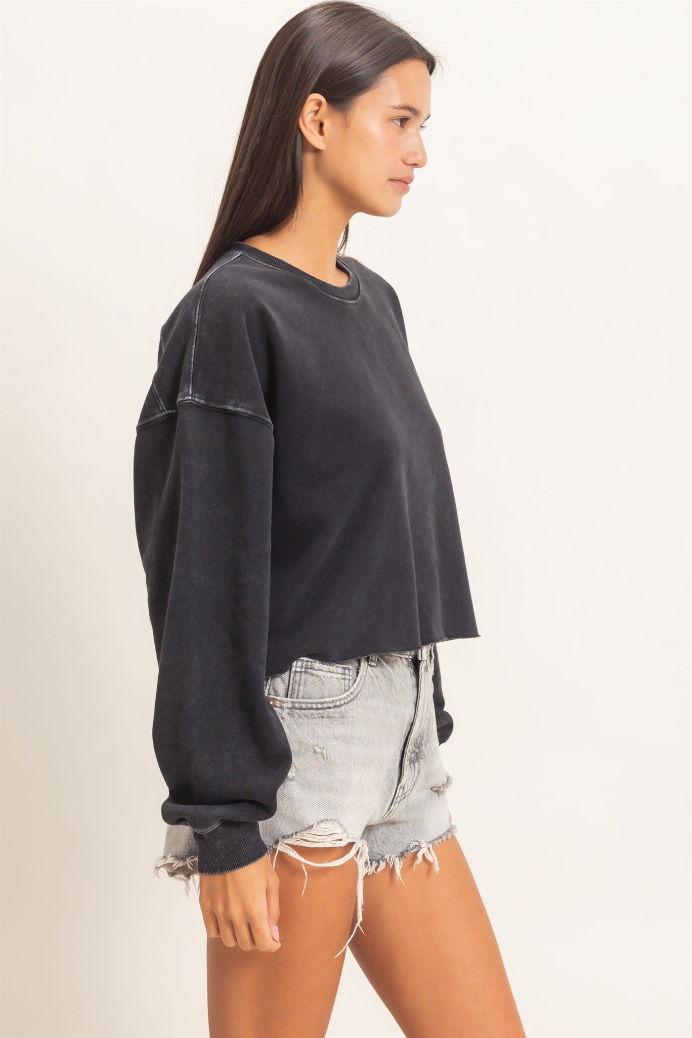 Wholesale Mineral Wash Raw Hem Cropped Sweatshirt Sweatshirts DZ26C968 BLACK DOUBLE ZERO