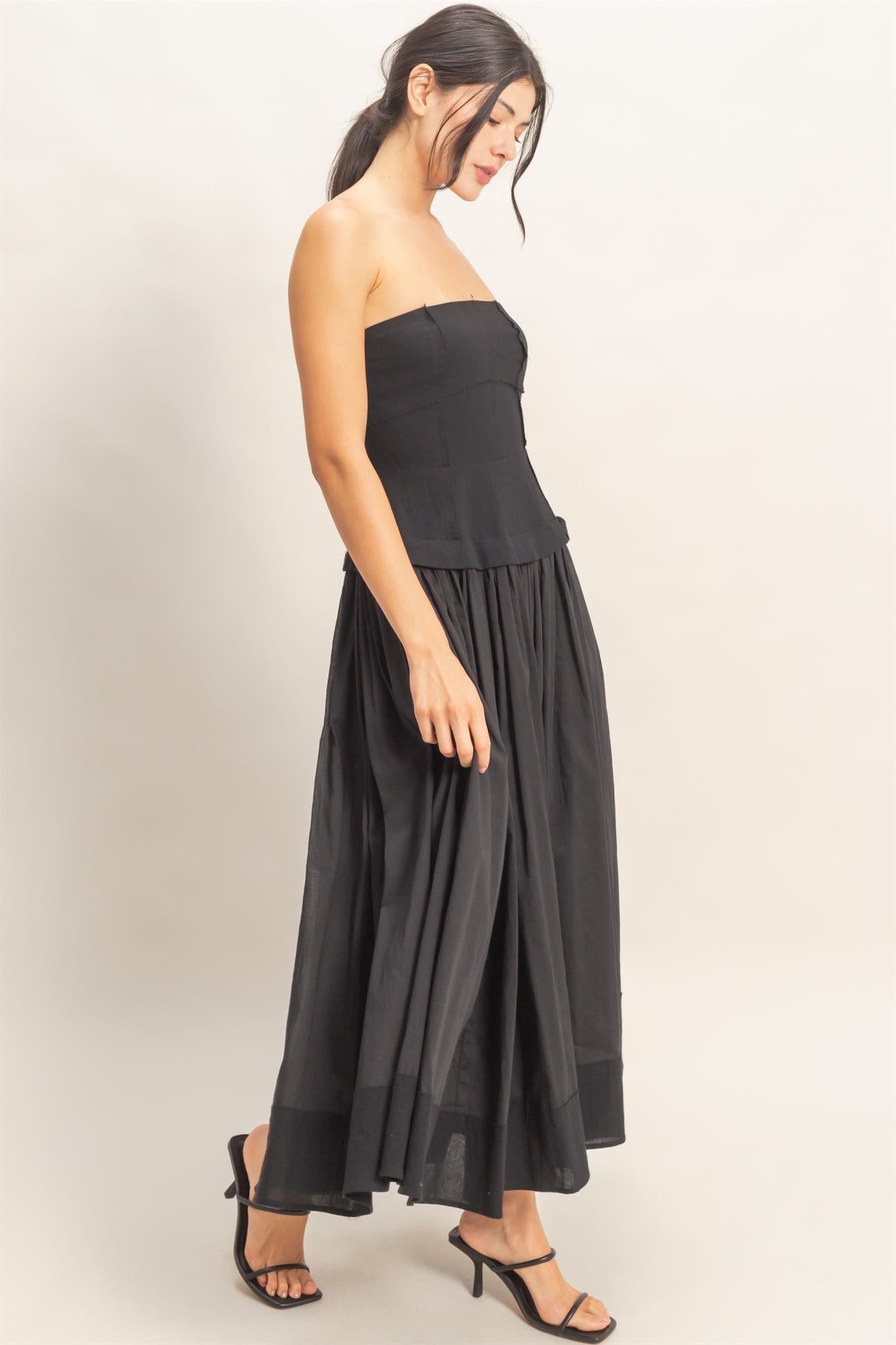 Wholesale Strapless Tiered Maxi Dress Dresses HF26A570 BLACK HYFVE