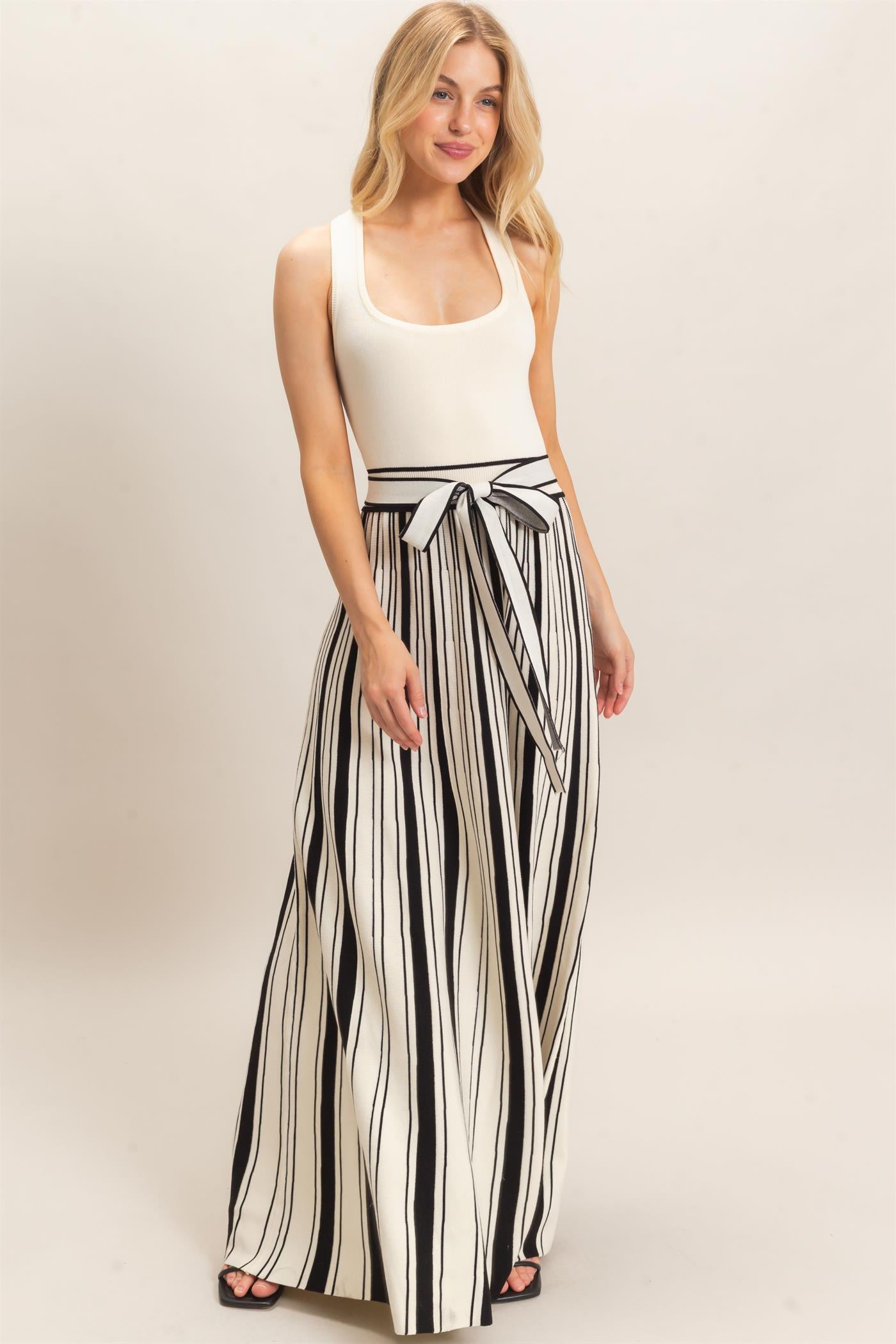 Wholesale Sleeveless Scoop Neck Dress Dresses HF26C571 CREAM HYFVE