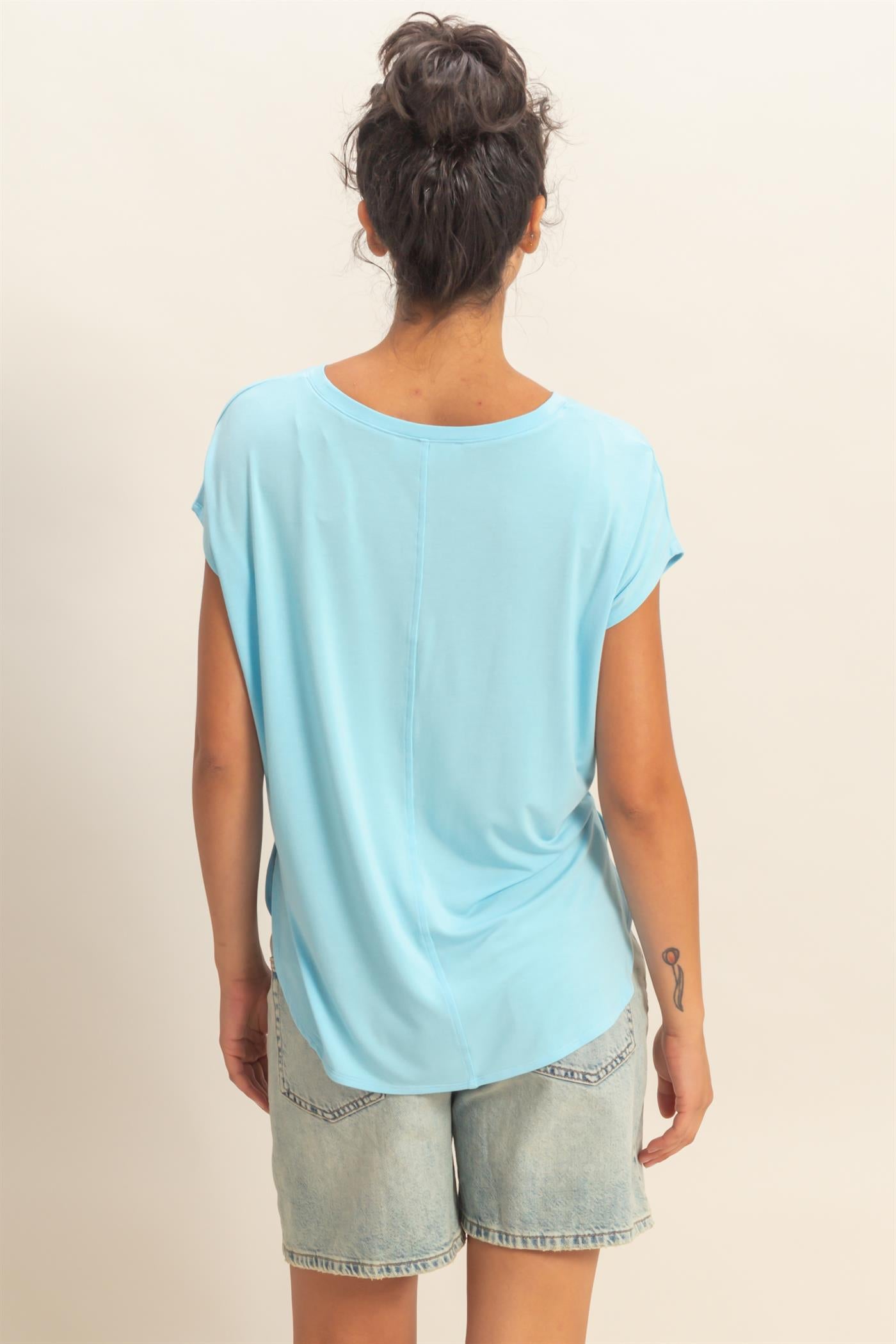Wholesale Relaxed Dolman Short Sleeve  Round Neck Top Shirts DZ26A270 BLUE DOUBLE ZERO