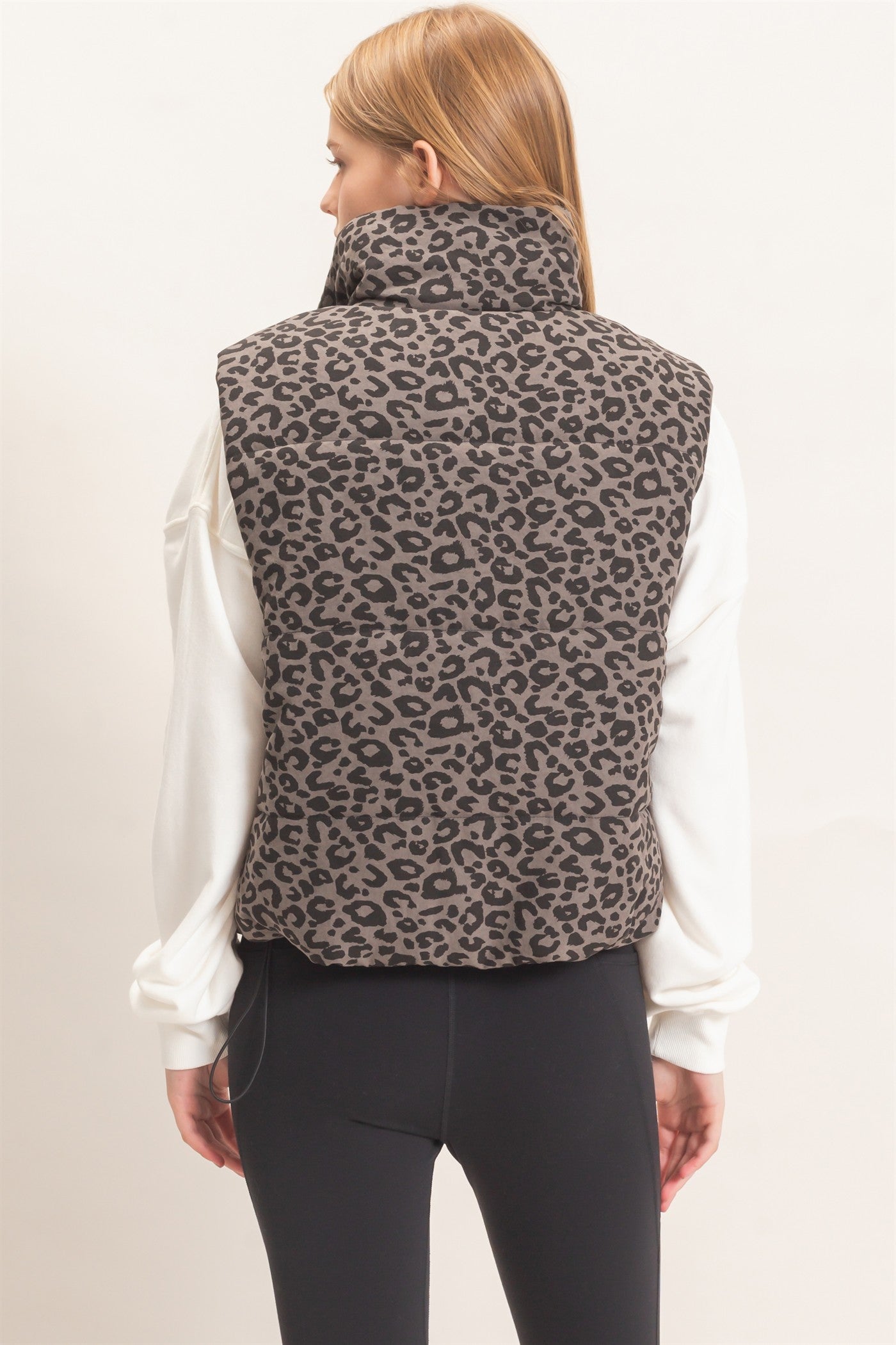 Wholesale Leopard Quilted Zip Up Puffer Vest Outerwear HF26F205 BLACK HYFVE