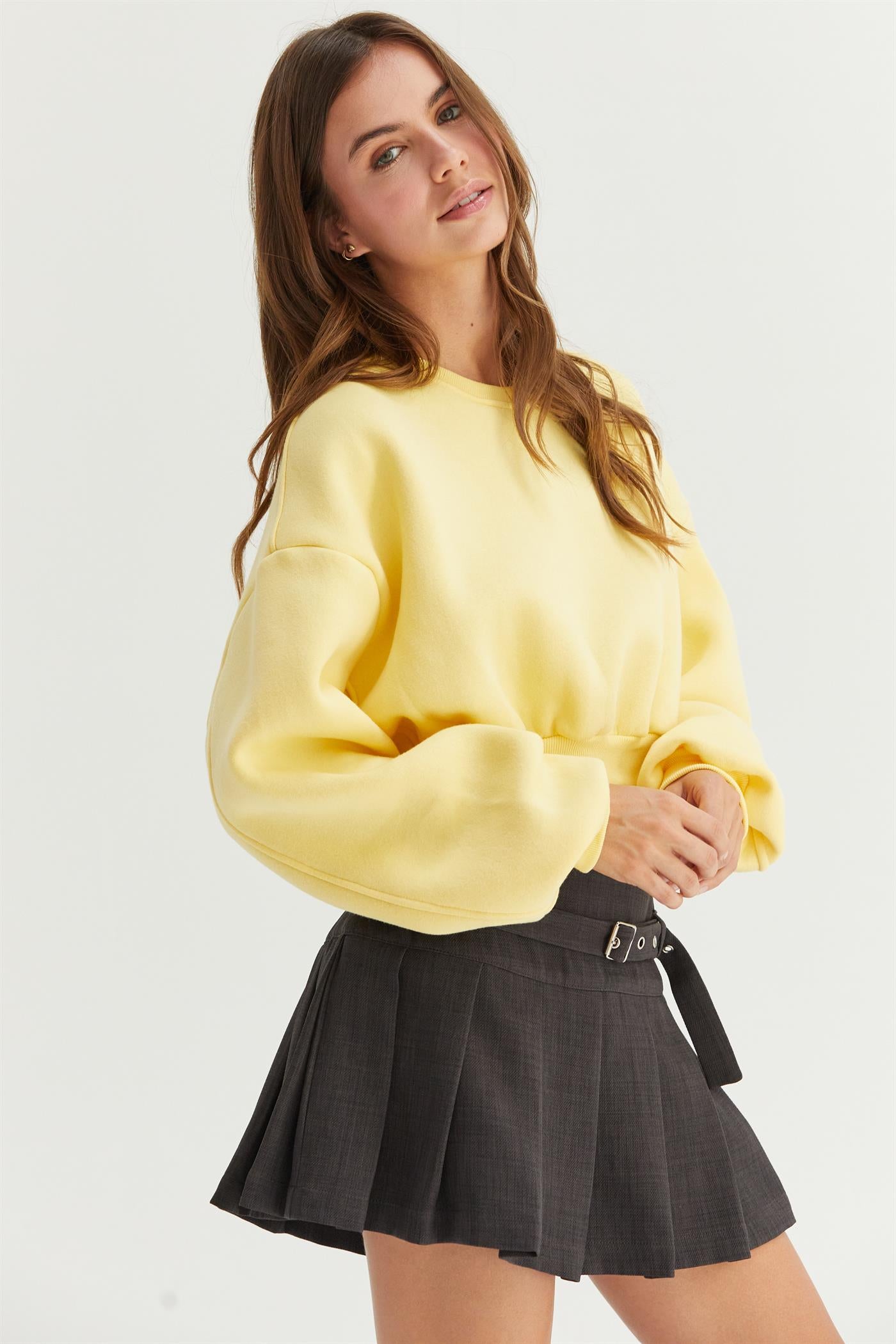 Wholesale Washed French Terry Cropped Sweatshirt Sweatshirts HF24E983 EGGNOG HYFVE