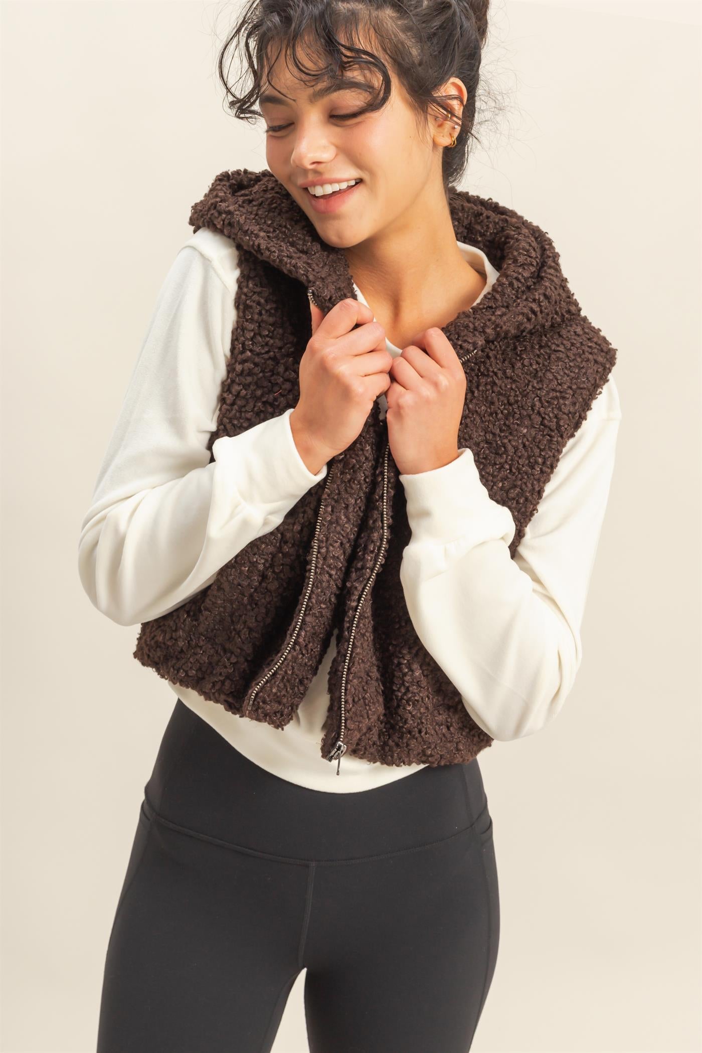 Wholesale Fluffy Full Zip Cropped Hooded Vest Vests DZ24A075 DARK CHOCOLATE DOUBLE ZERO