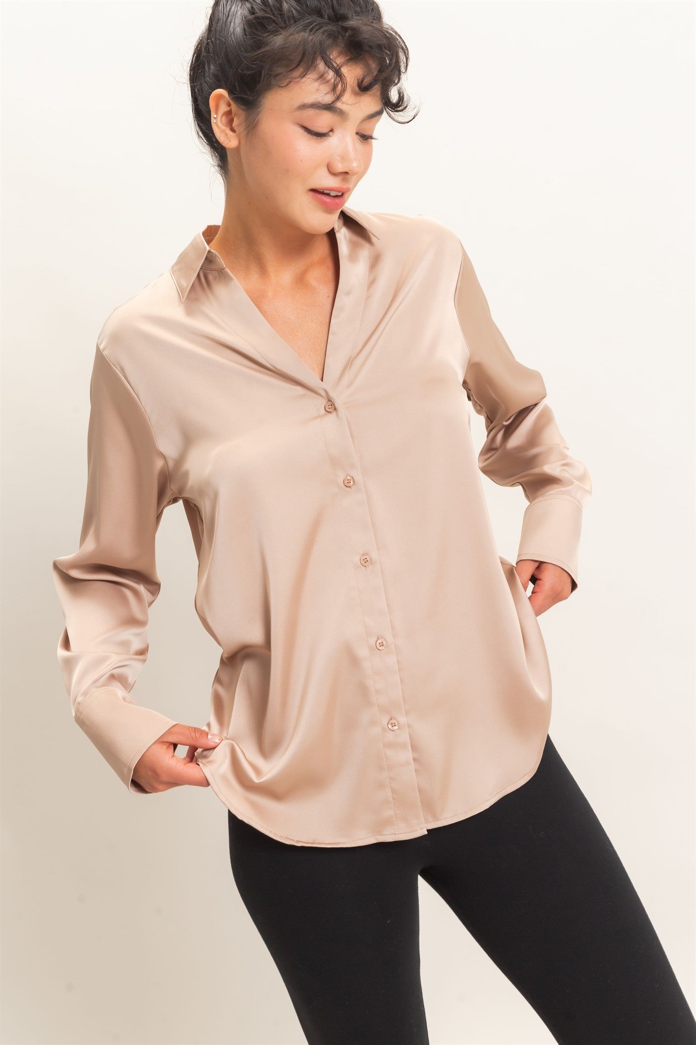 Wholesale Satin Button-Down Shirts Shirts DZ26E265 DARK TAUPE DOUBLE ZERO