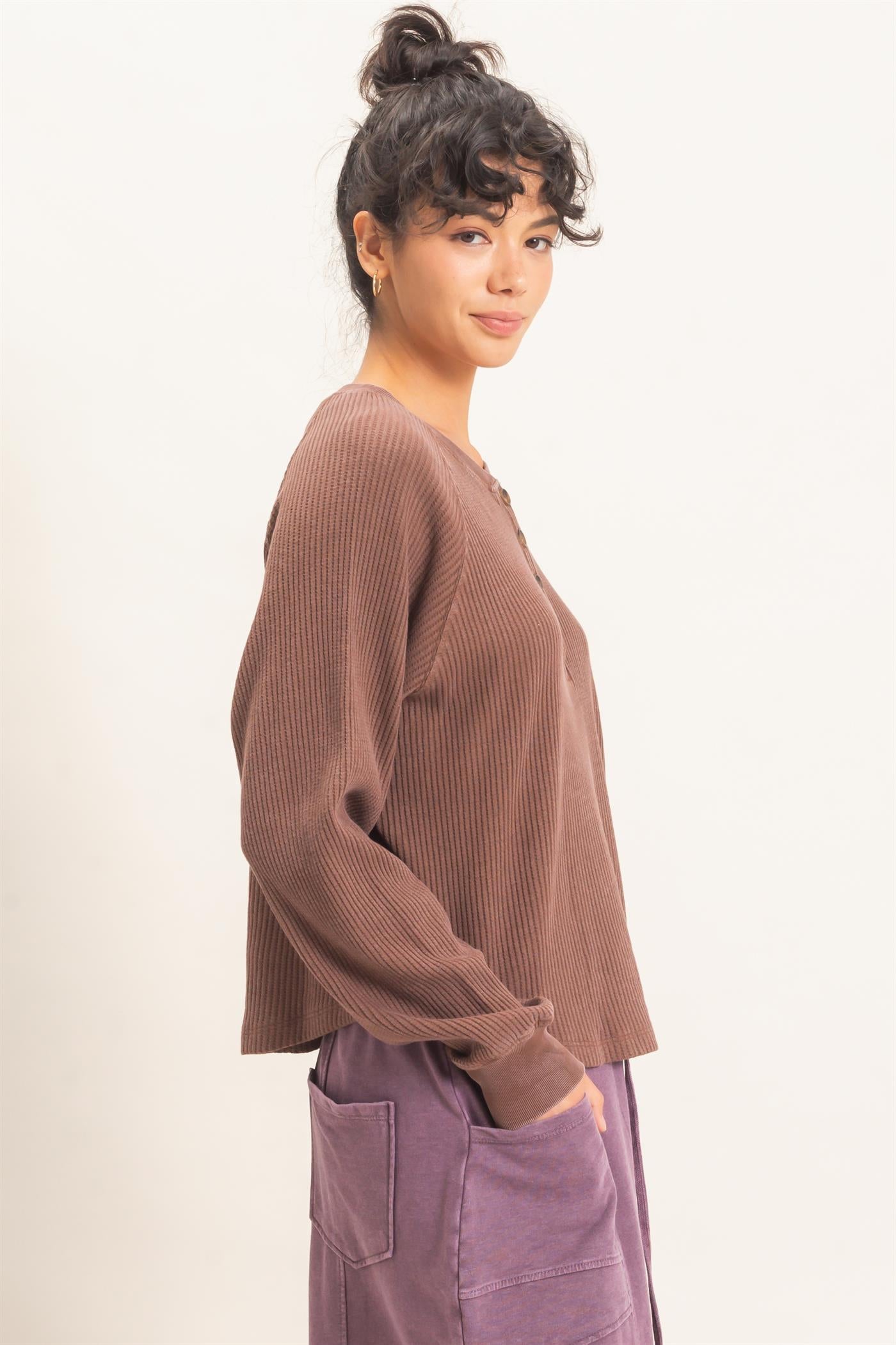 Wholesale Mineral Wash Waffle Knit Henley Top Sweatshirts DZ26E947 DARK BROWN DOUBLE ZERO