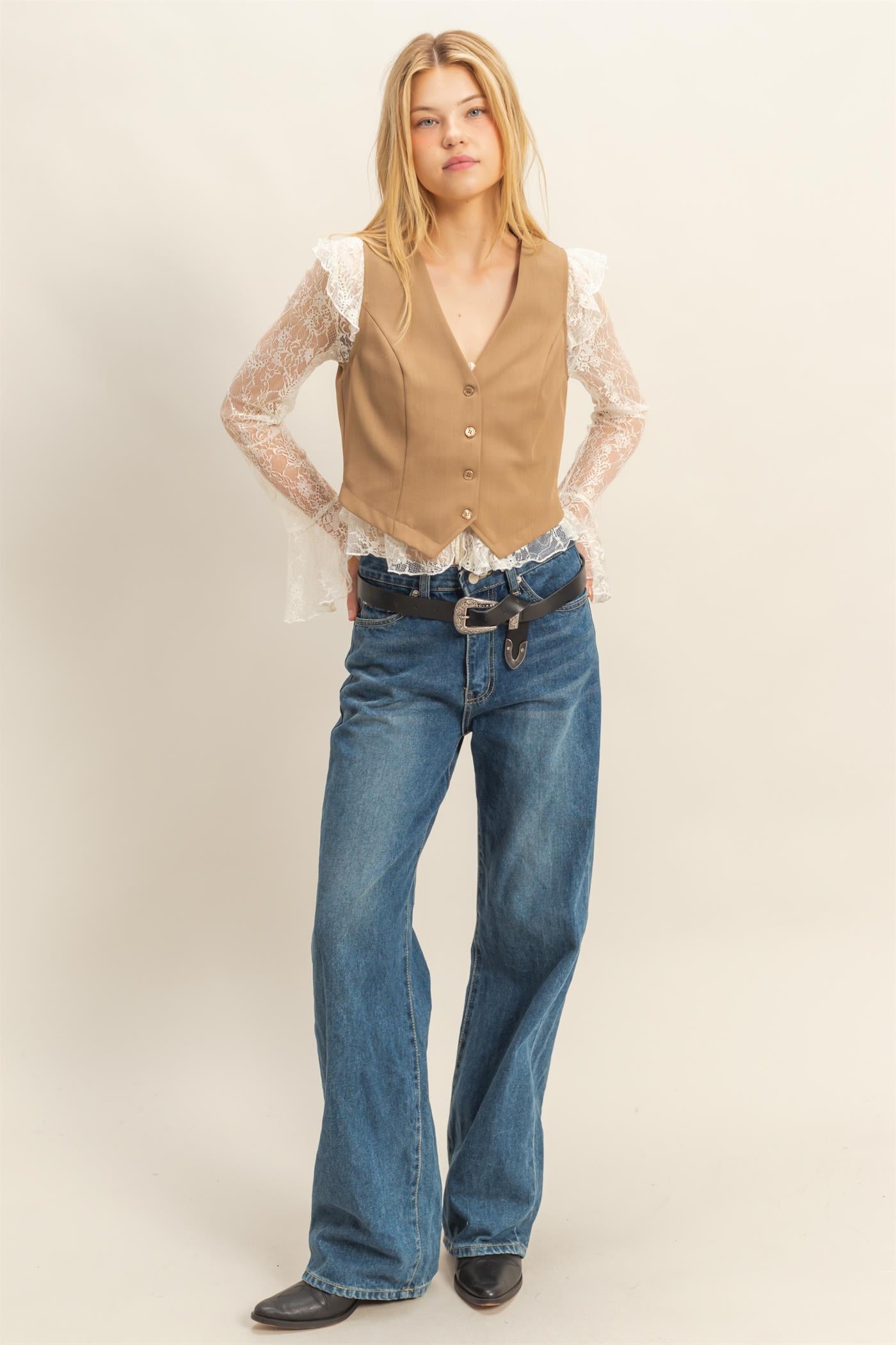 Wholesale Chic Sleeveless Vest Clothing Tops HF25C893 BROWN HYFVE