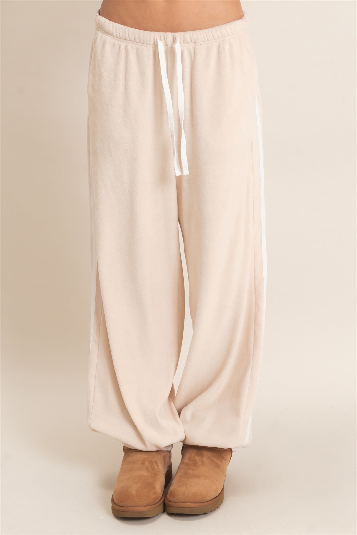 Wholesale Drawstring Waist Jogger Pants Joggers HF26E424-D CREAM HYFVE