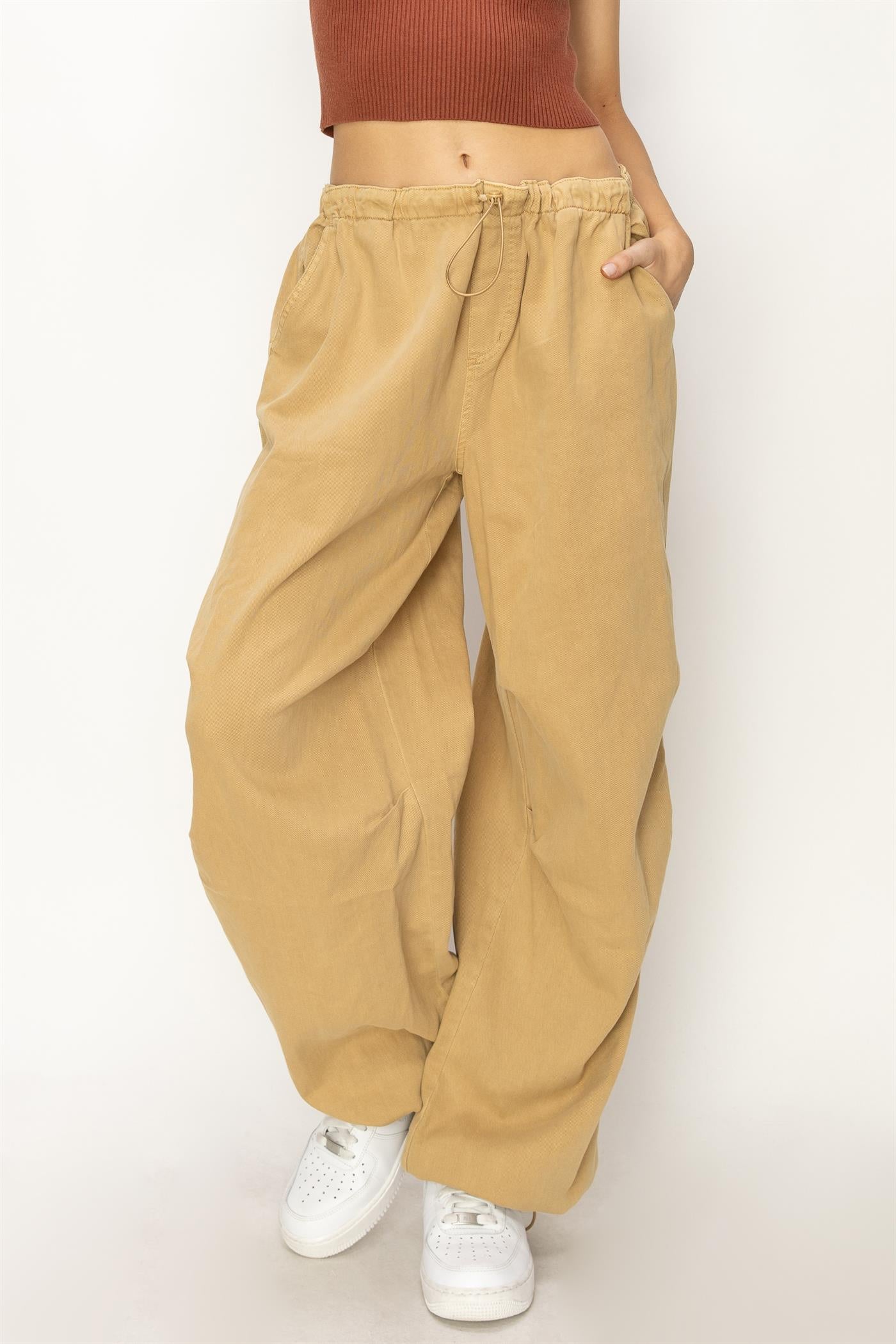Wholesale Mid Rise Parachute Pants Pants DZ24A518 SAND DOUBLE ZERO
