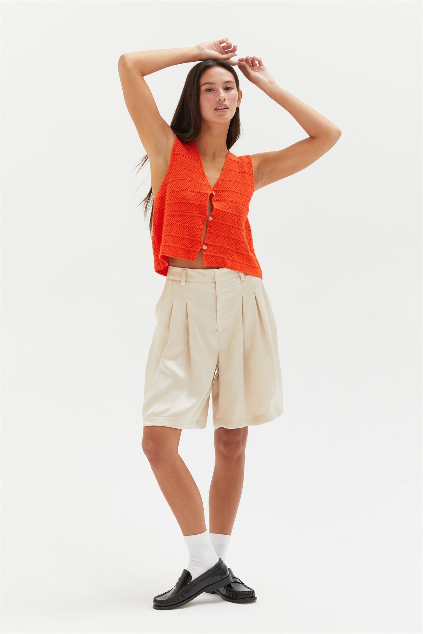 Wholesale High-Waist Pleated Satin Shorts Shorts DZ24E149 ALPACA DOUBLE ZERO