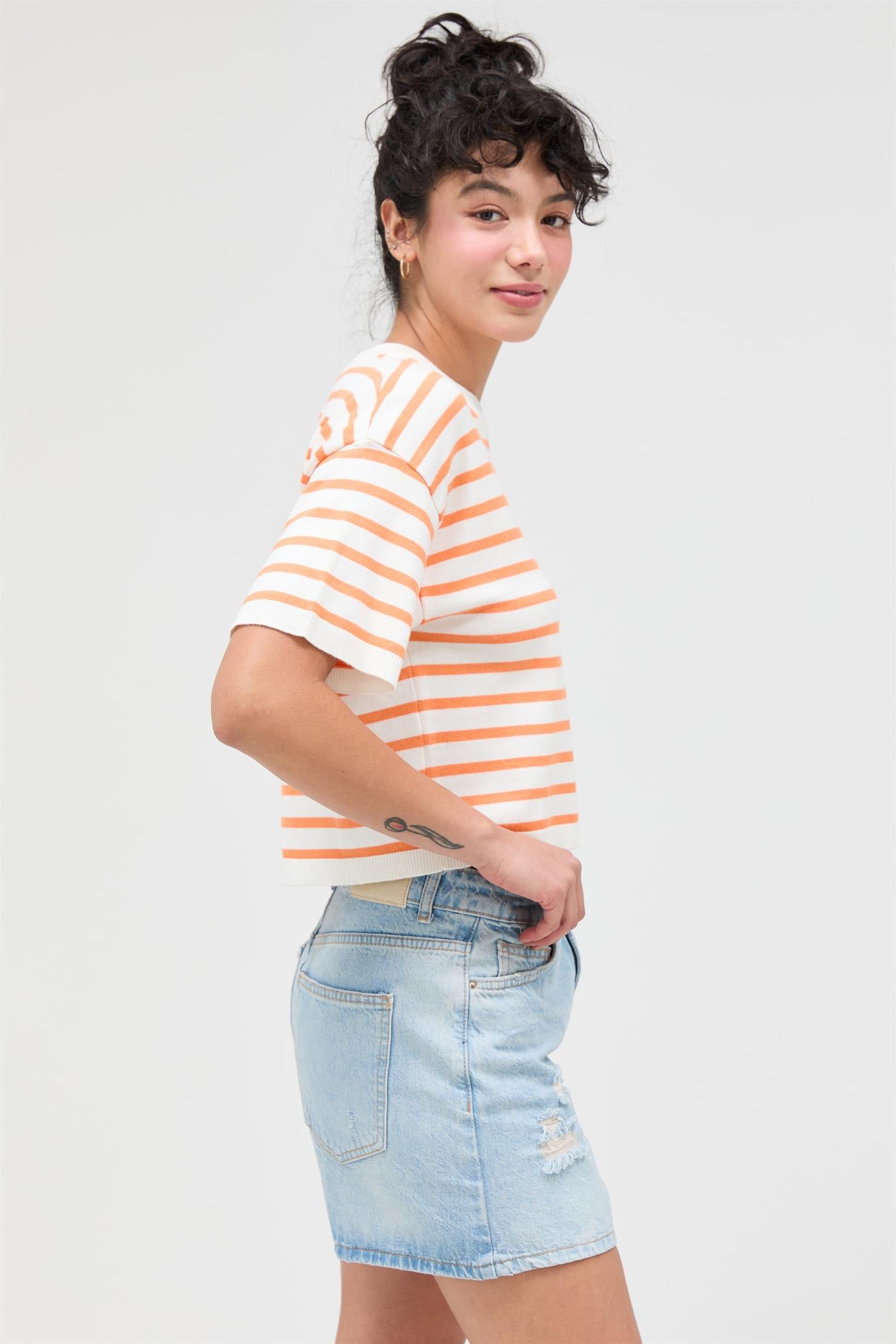 Wholesale Round Neck Striped Crop Top Clothing Tops DZ26A051 ORANGE DOUBLE ZERO