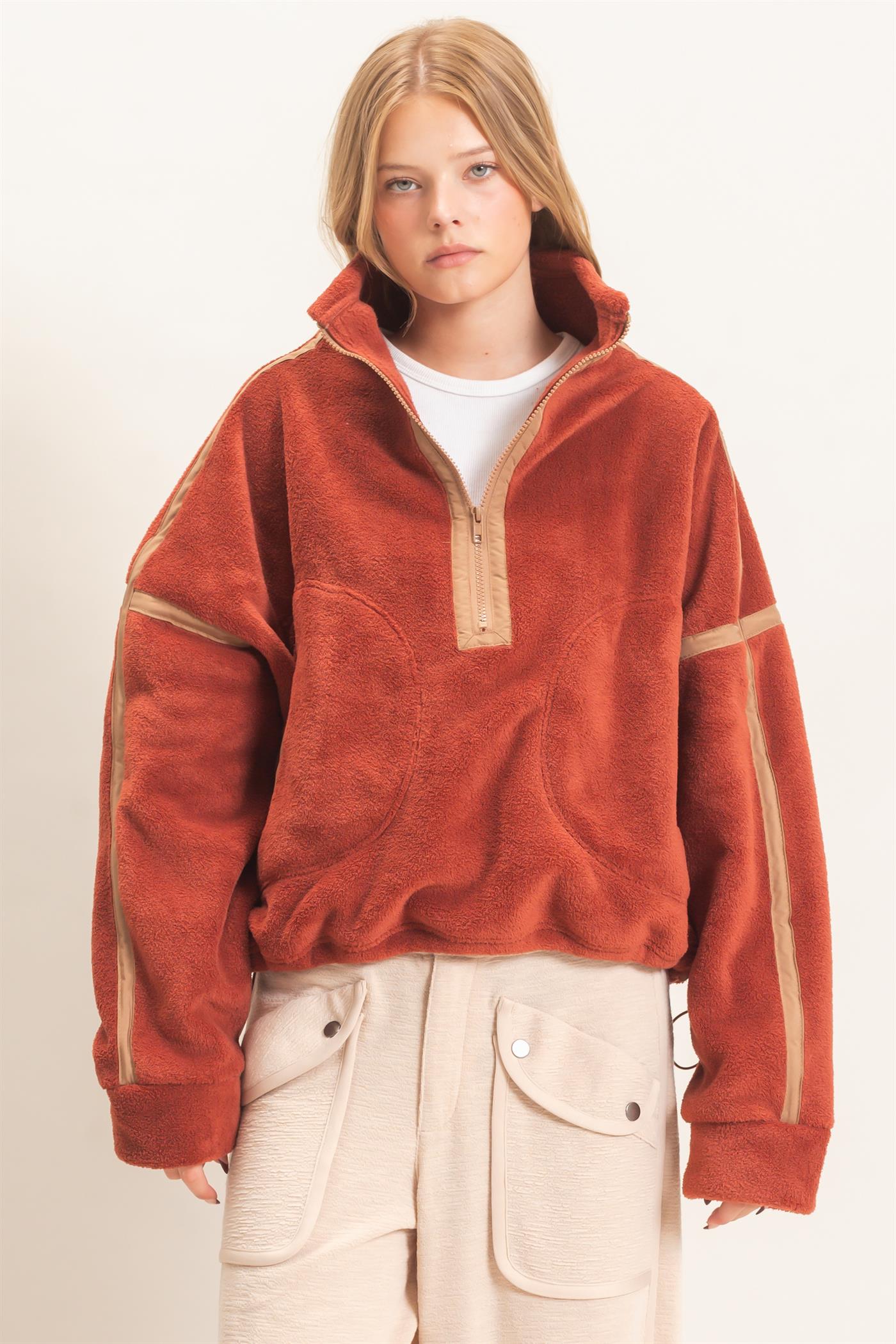 Wholesale Contrast Trim Half-Zip Fleece Pullover Outerwear HF26F206-D BRICK HYFVE