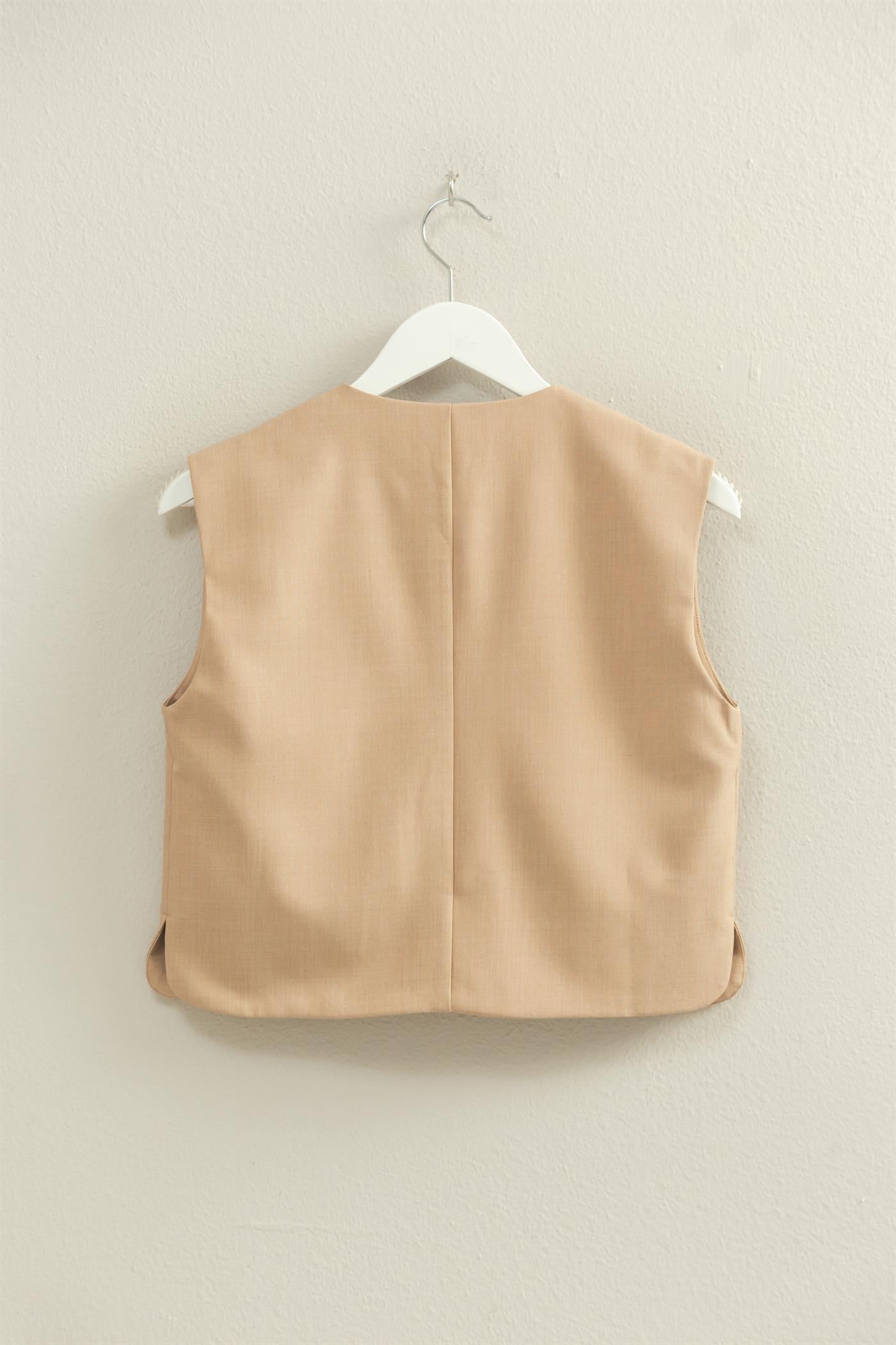 Wholesale Sleek Sleeveless Vest Top Clothing Tops HF25E489 BROWN HYFVE