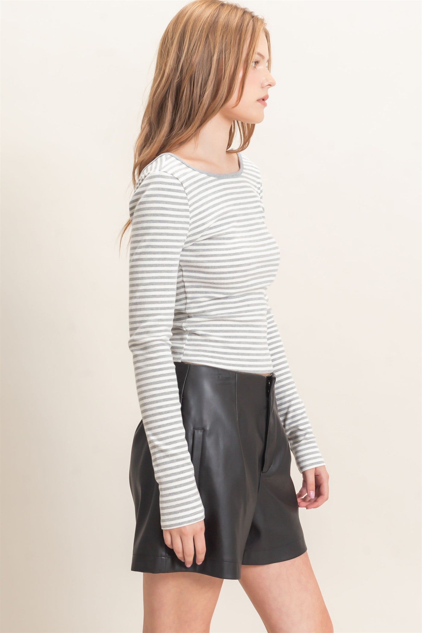 Wholesale Striped Boat Neck Long Sleeve Top Clothing Tops HF26F080 GRAY/WHITE HYFVE
