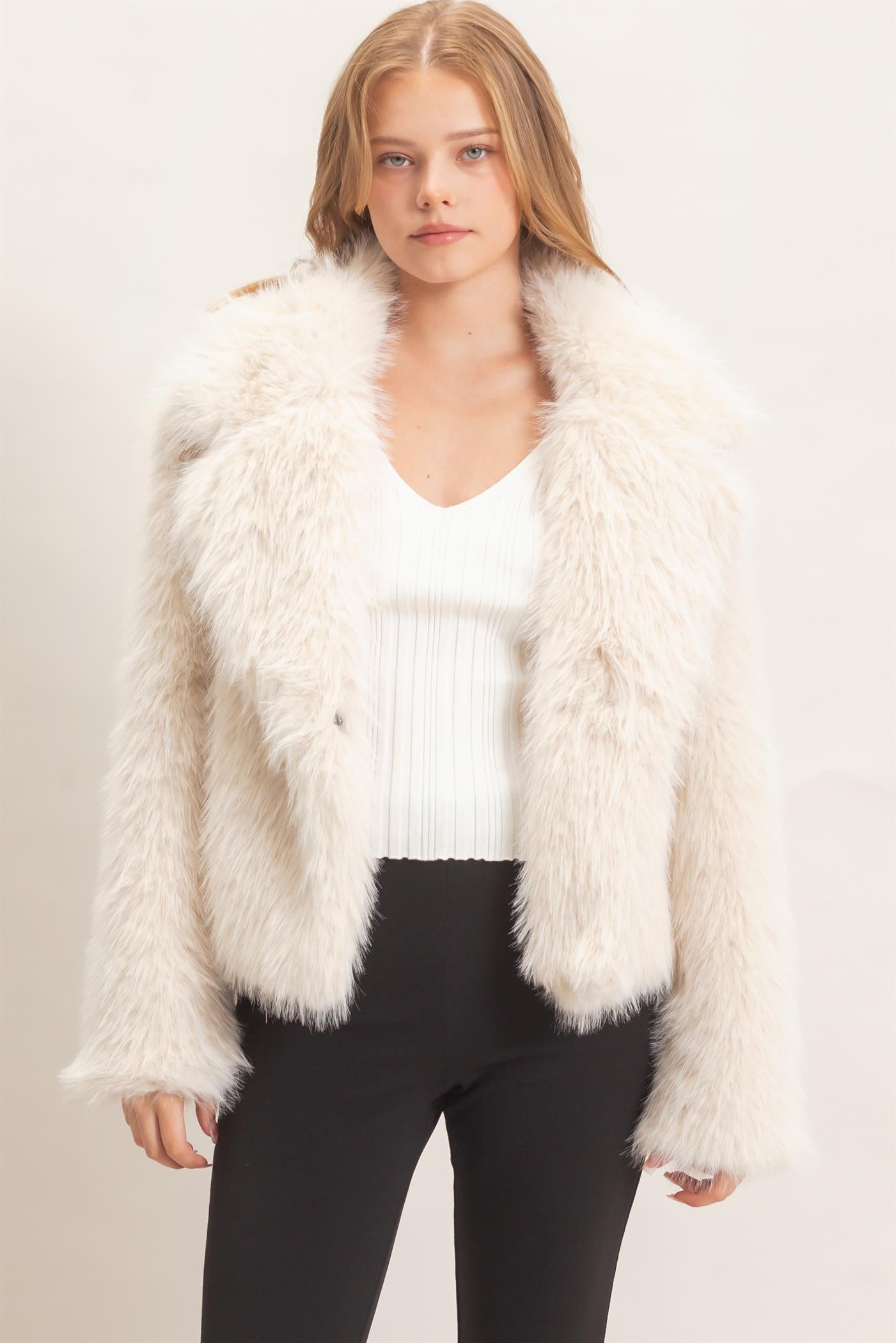 Wholesale Shawl Collar Faux Fur Jacket Outerwear HF26F207-D CREAM HYFVE