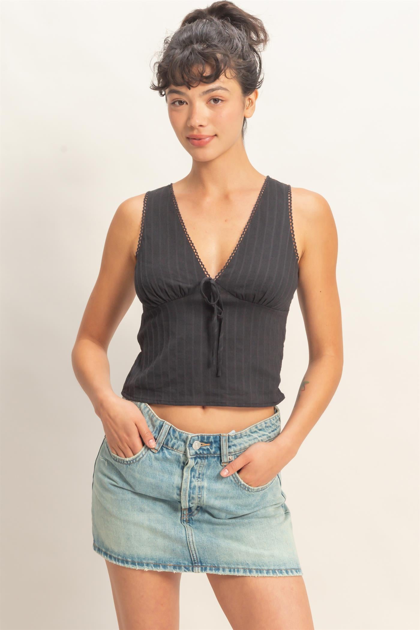 Wholesale Sleeveless Scallop Trim V-Neck Tie-Back Top Clothing Tops DZ26C185 BLACK DOUBLE ZERO