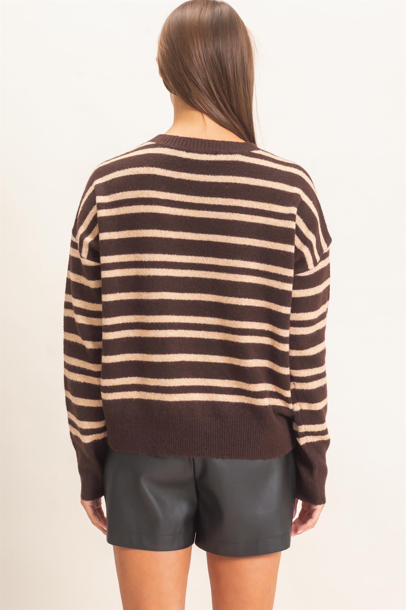 Wholesale Striped Crew Neck Sweater Sweaters DZ26E389 DARK BROWN DOUBLE ZERO