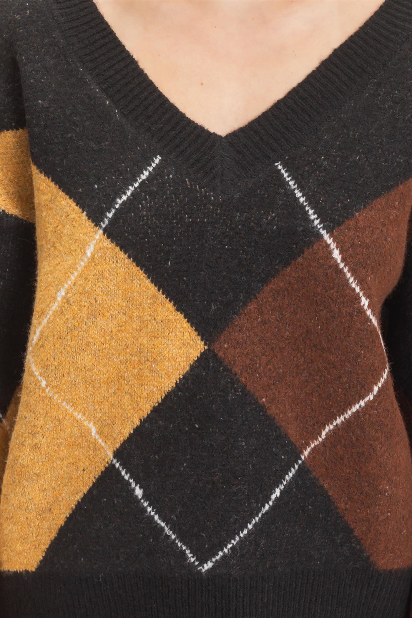 Wholesale Argyle Pattern V-Neck Sweater Sweaters HF26E475 BLACK HYFVE