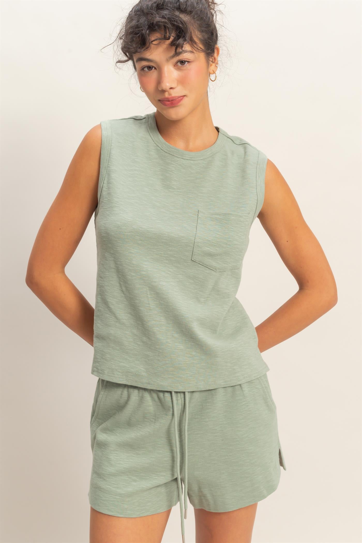 Wholesale Sleeveless Cotton Top With Pocket Clothing Tops DZ26A234 SAGE GREEN DOUBLE ZERO