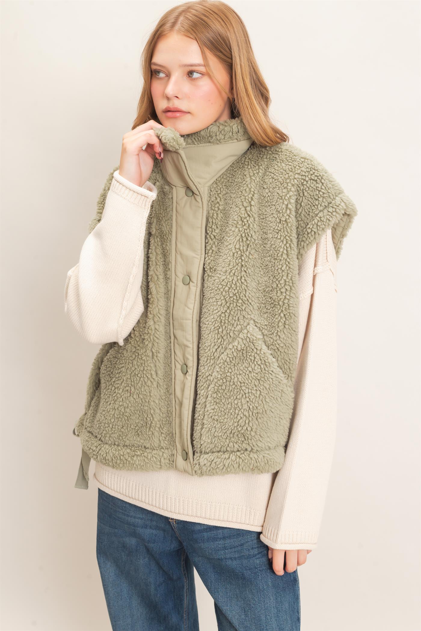Wholesale Sherpa Vest With Snap Closure Outerwear HF26F131-D OLIVE HYFVE