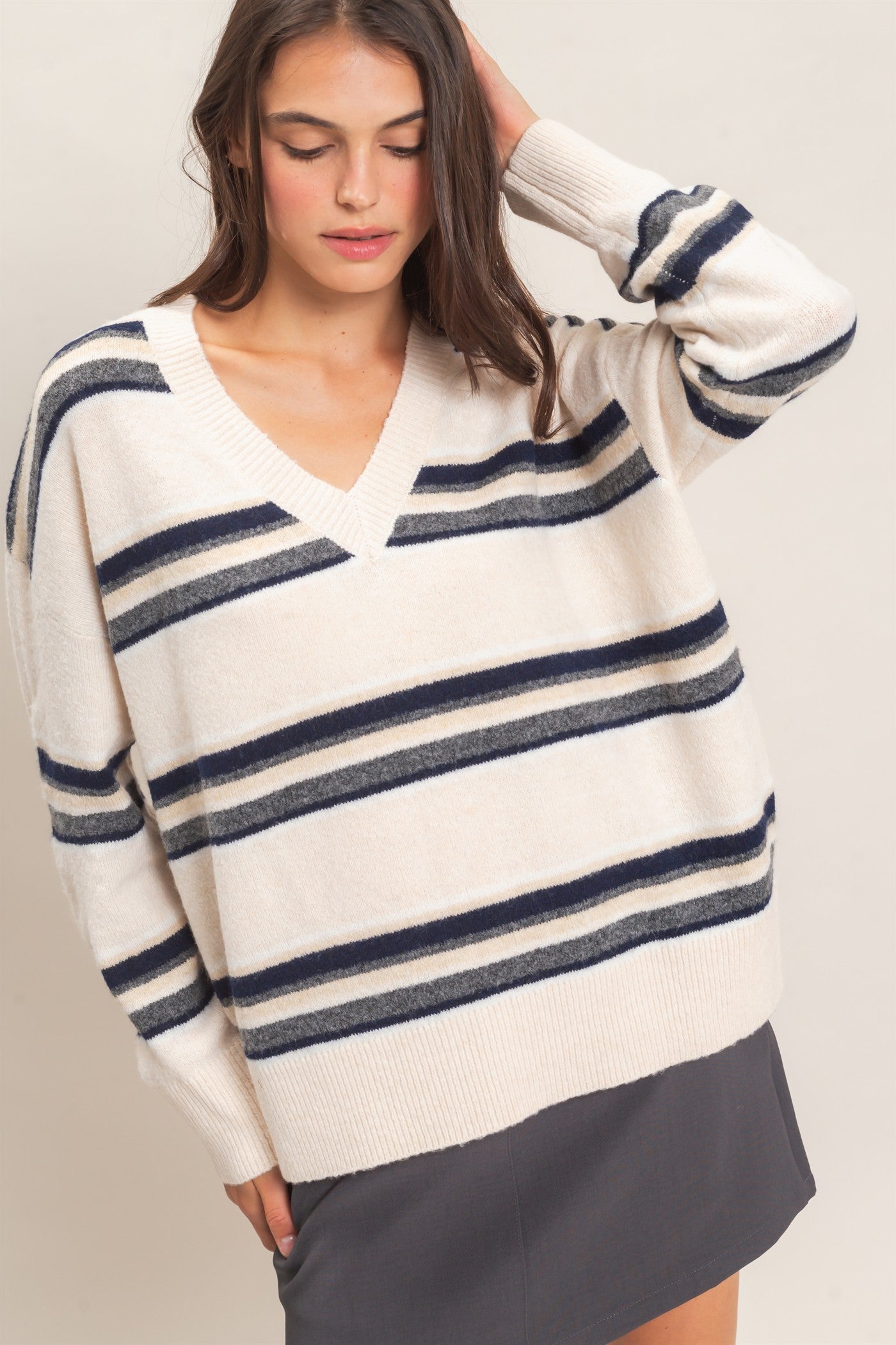 Wholesale V-Neck Striped Sweater Sweaters HF26E476 OATMEAL HYFVE