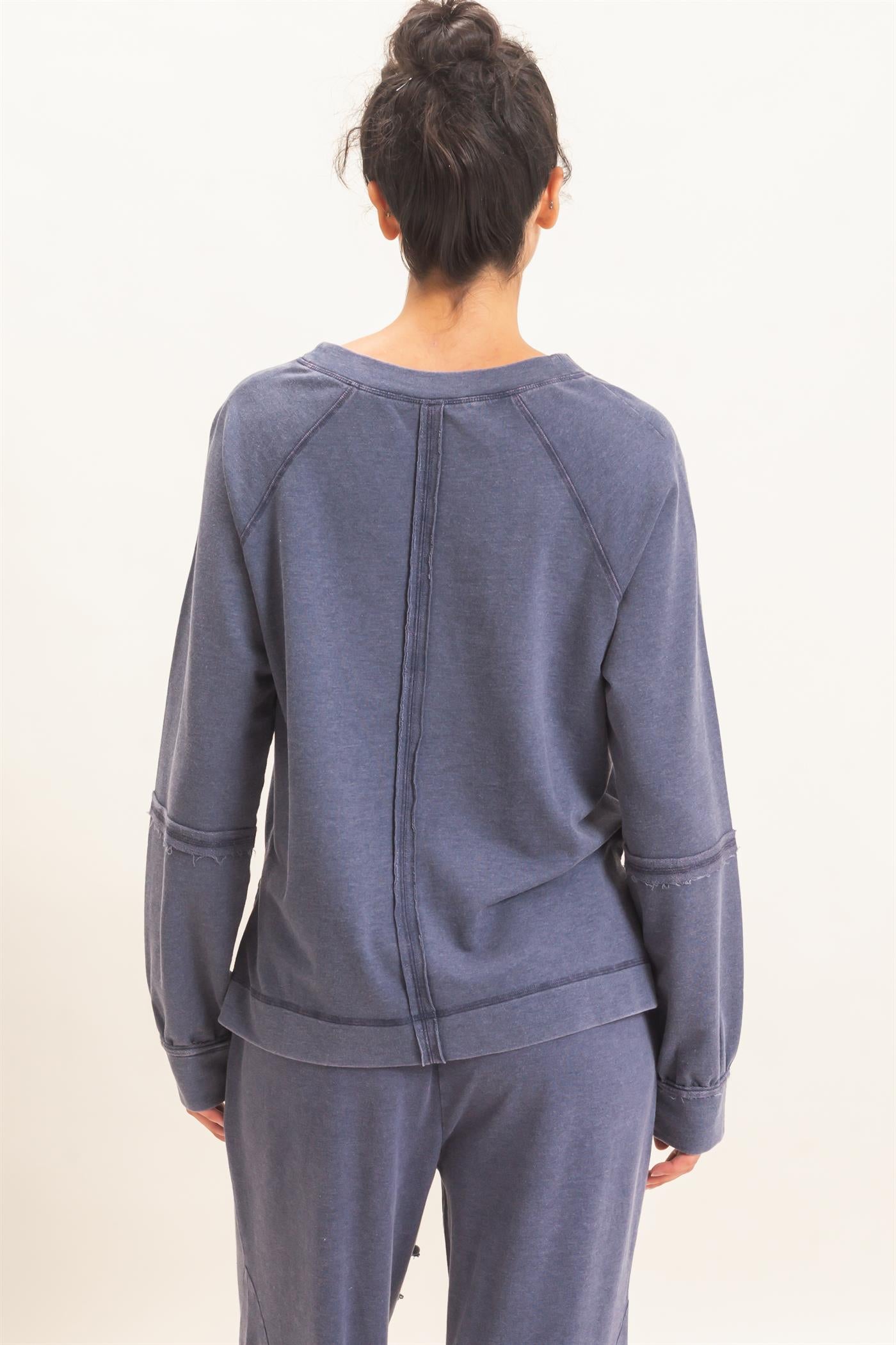 Wholesale Mineral Wash V-Neck Seam Detail Sweatshirt Sweatshirts DZ26F014 NAVY DOUBLE ZERO