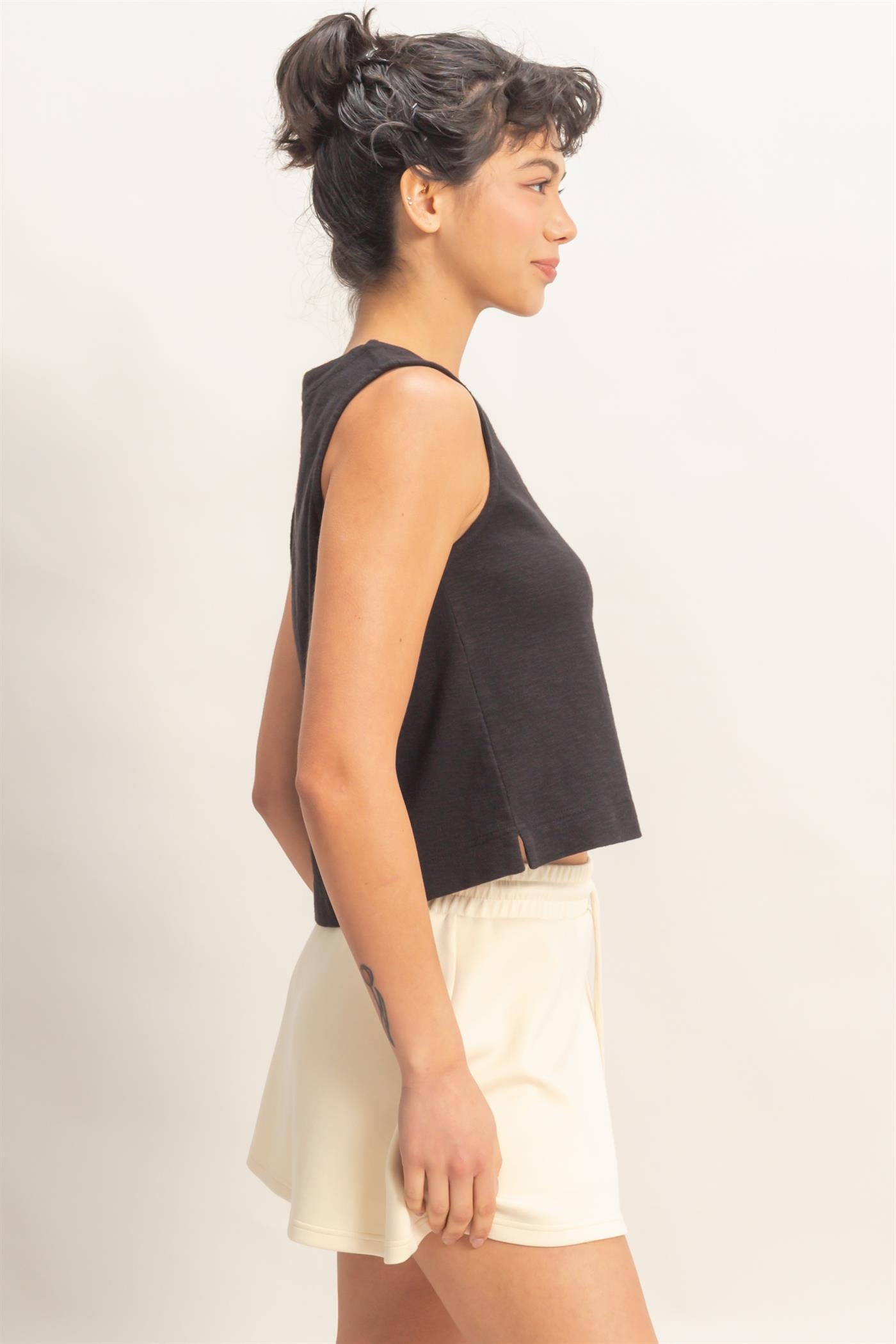 Wholesale Sleeveless Boxy Fit Crew Neck Top Clothing Tops DZ26C090 BLACK DOUBLE ZERO