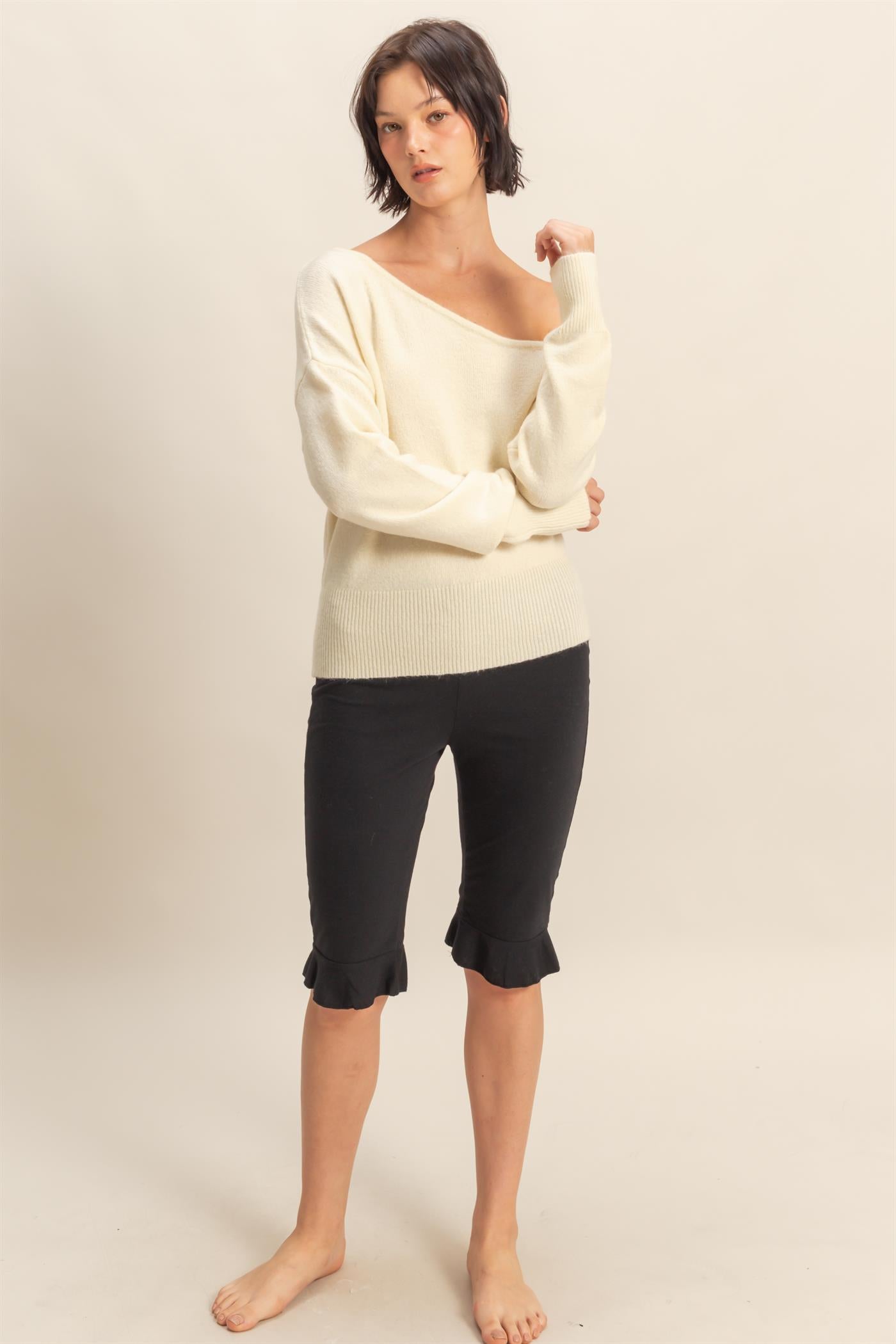 Wholesale Asymmetric Off-Shoulder Sweater Sweaters DZ25F121 CREAM DOUBLE ZERO