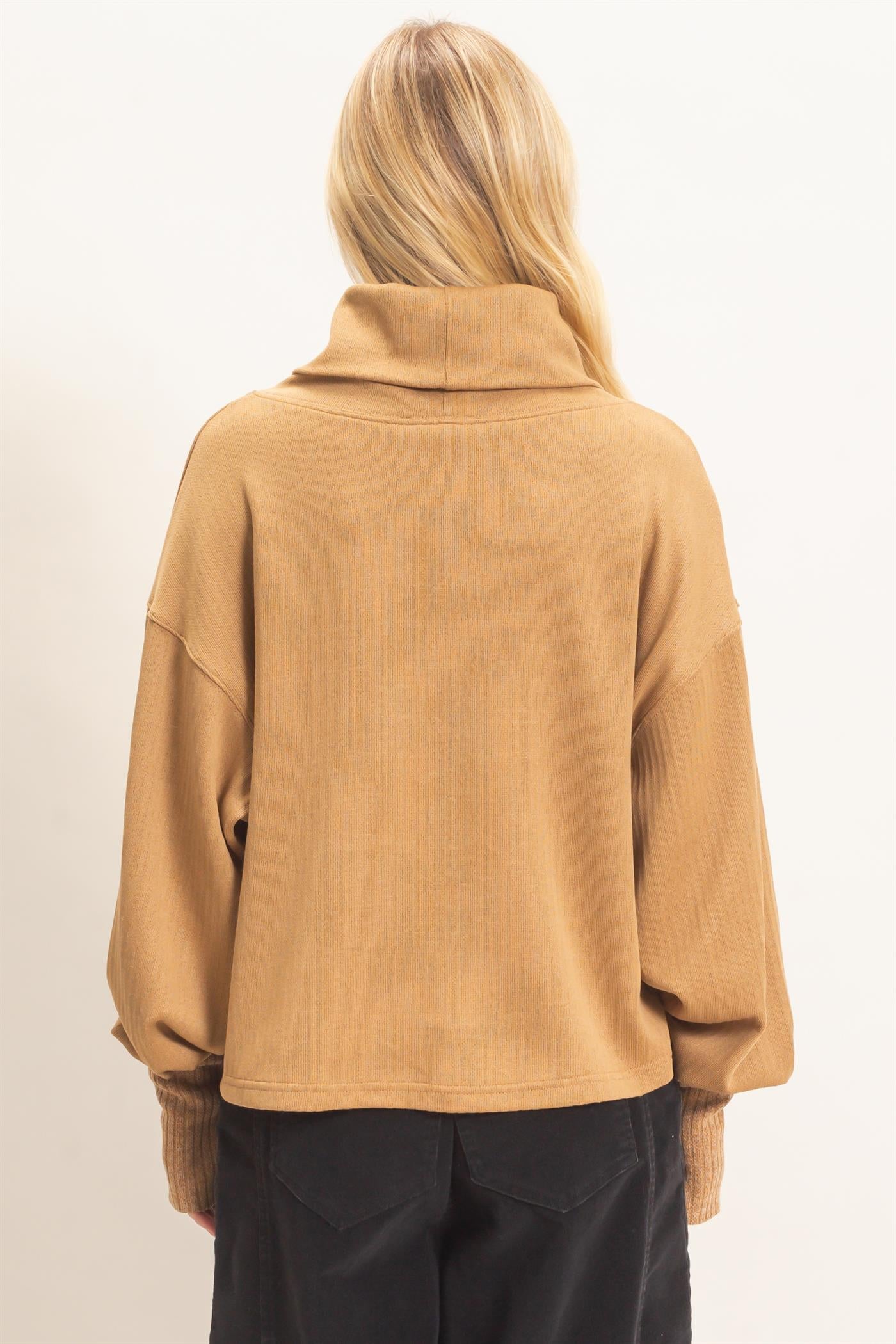 Wholesale Loose Turtleneck Long Sleeve Top Clothing Tops HF26F258 LIGHT BROWN HYFVE