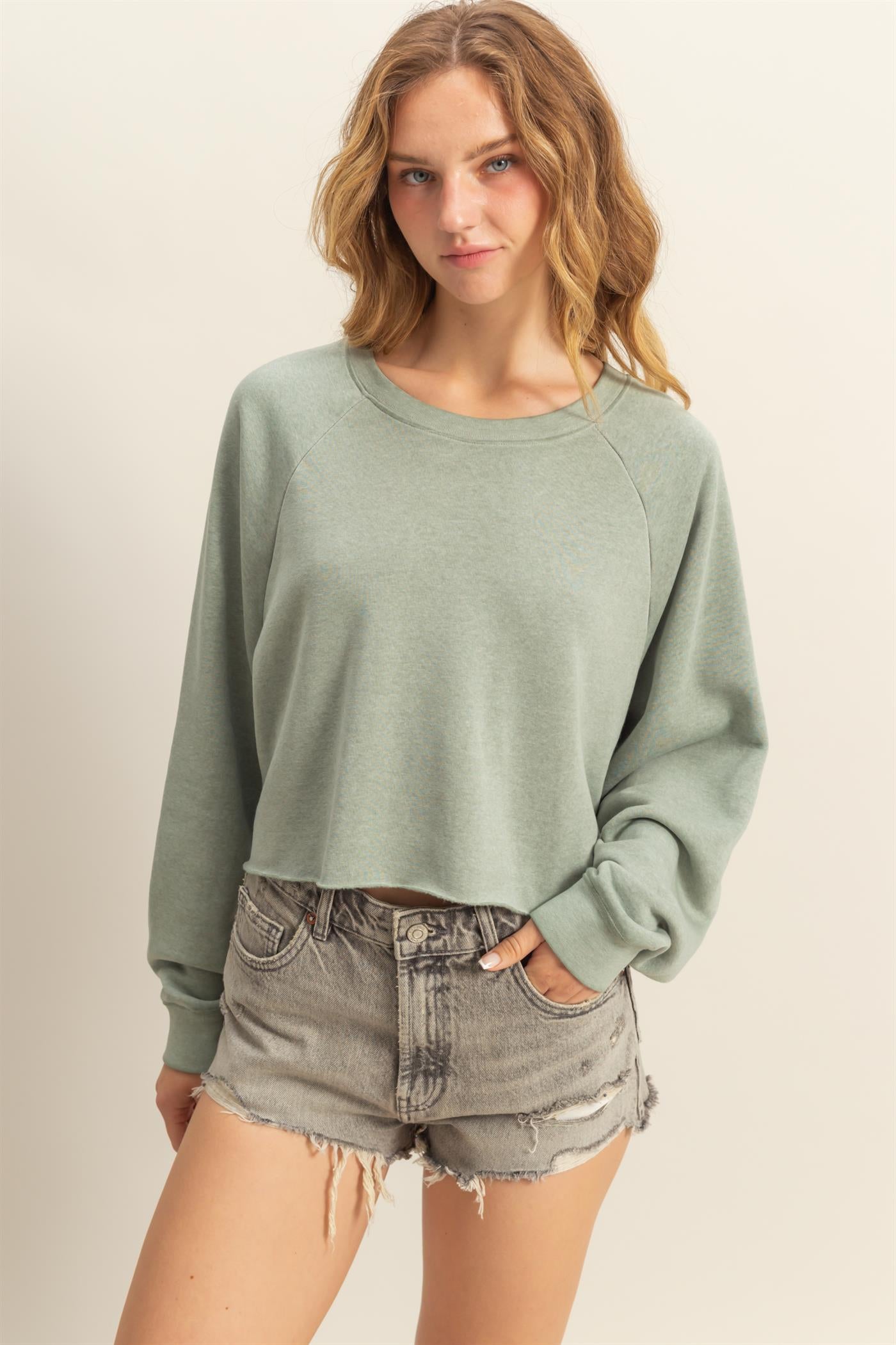 Wholesale Laid Back Crop Sweatshirt Sweatshirts DZ25C445 SAGE GREEN DOUBLE ZERO