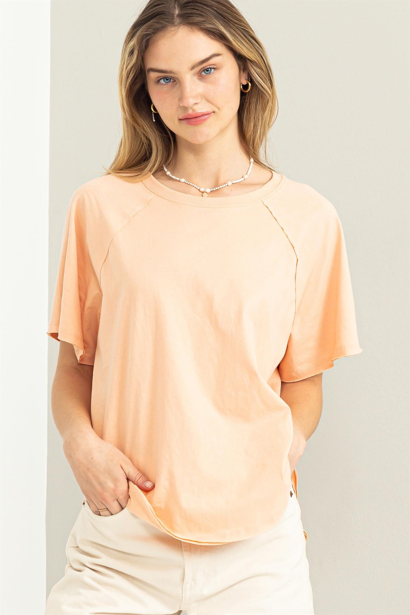 Wholesale Round Neck Curved Hem Short Sleeve T Shirt Clothing Tops DZ23C325 TROPICAL PEACH HYFVE
