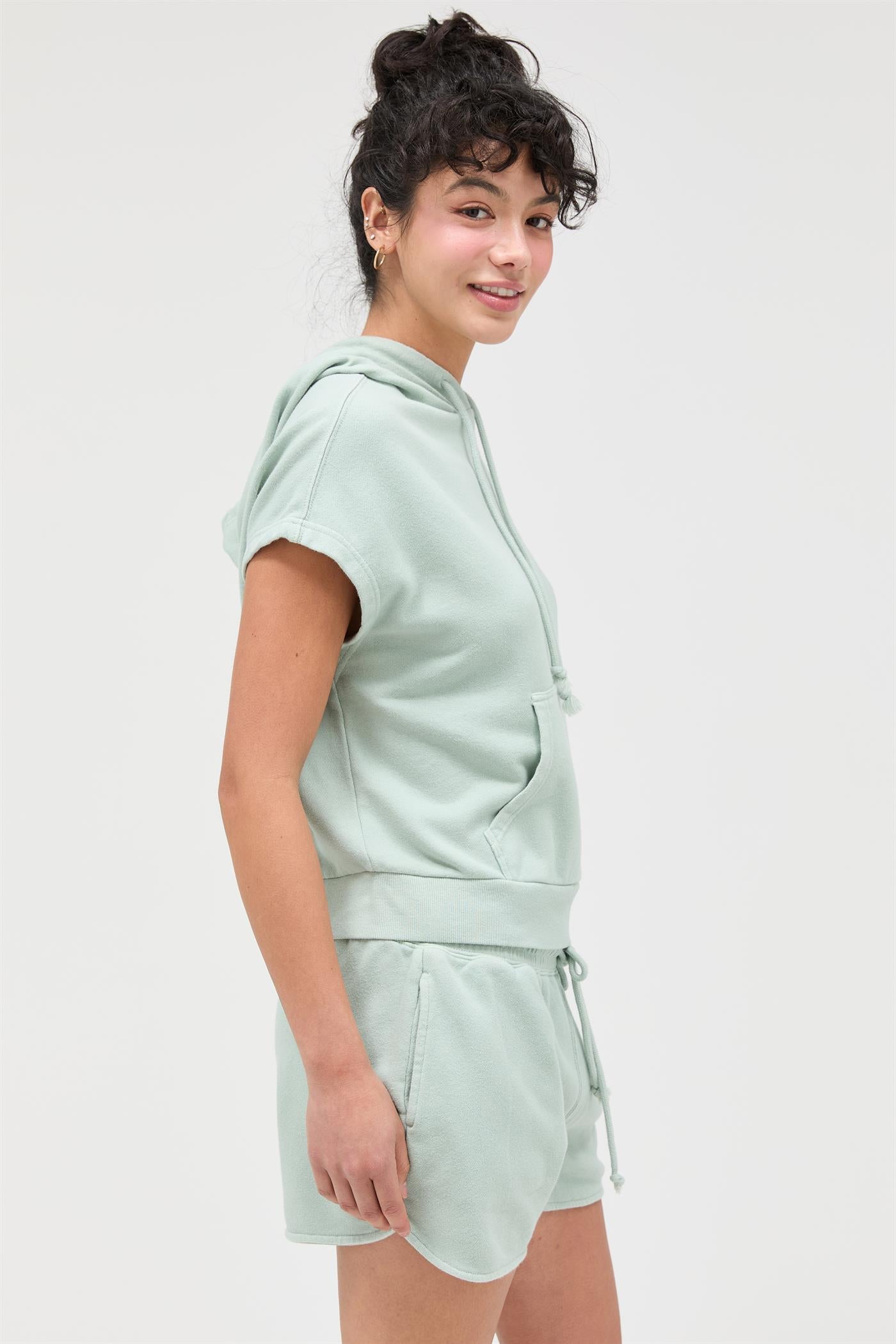 Wholesale Acid Washed Sleeveless Hooded Kangaroo Pocket Top Hoodies DZ26A411 SAGE GREEN DOUBLE ZERO