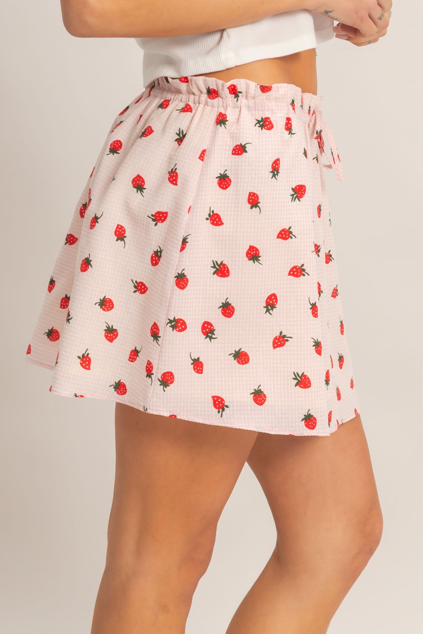 Wholesale Strawberry Print Gingham A-Line Skirt Skirts HF26A598 PINK HYFVE