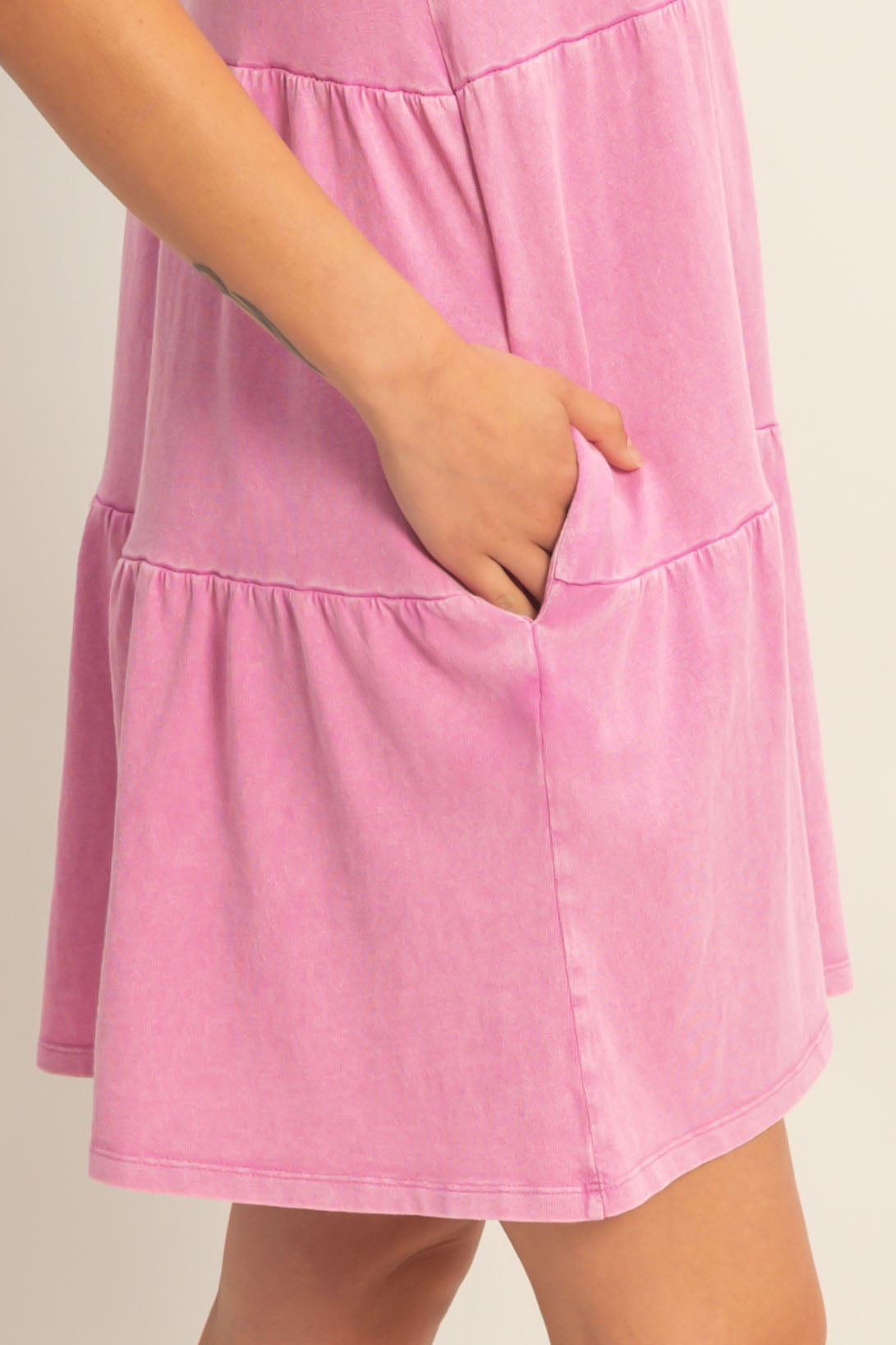 Wholesale Sleeveless Crewneck Tiered Mini Dress Dresses DZ26C208 FUCHSIA DOUBLE ZERO