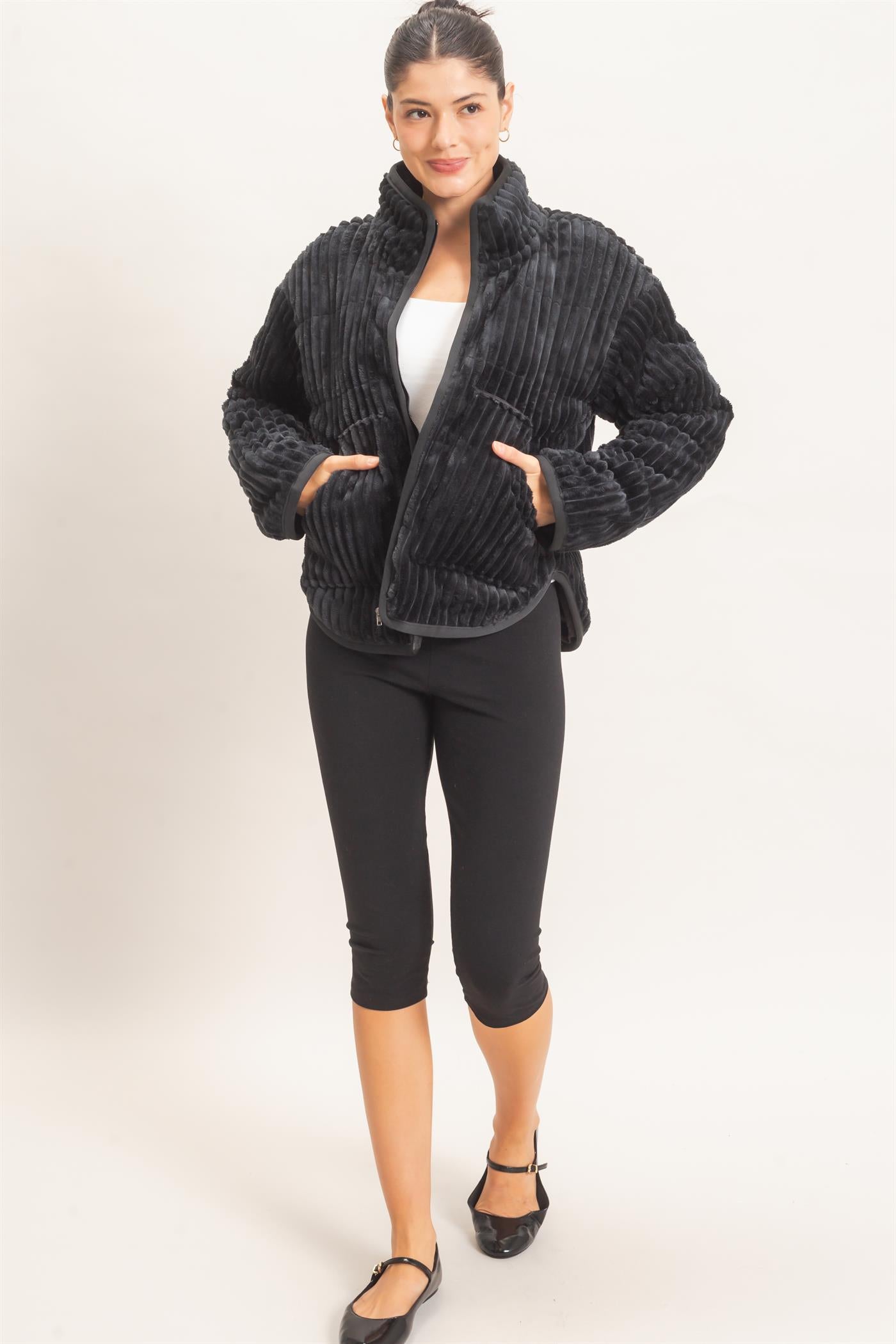 Wholesale Quilted Corduroy Zip-Up Jacket Coats & Jackets HF26E753 BLACK HYFVE