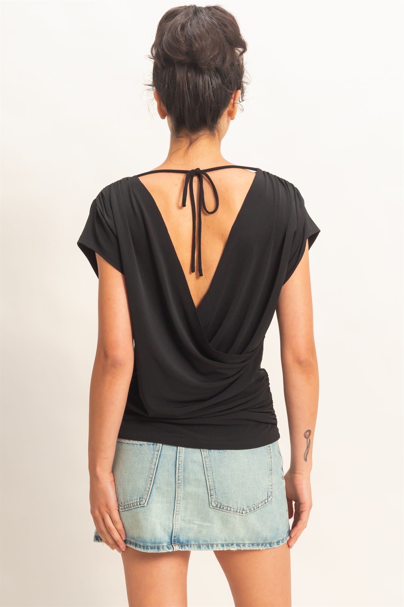 Wholesale Cowl Back Draped Cap Sleeve Top Clothing Tops DZ26C025 BLACK DOUBLE ZERO