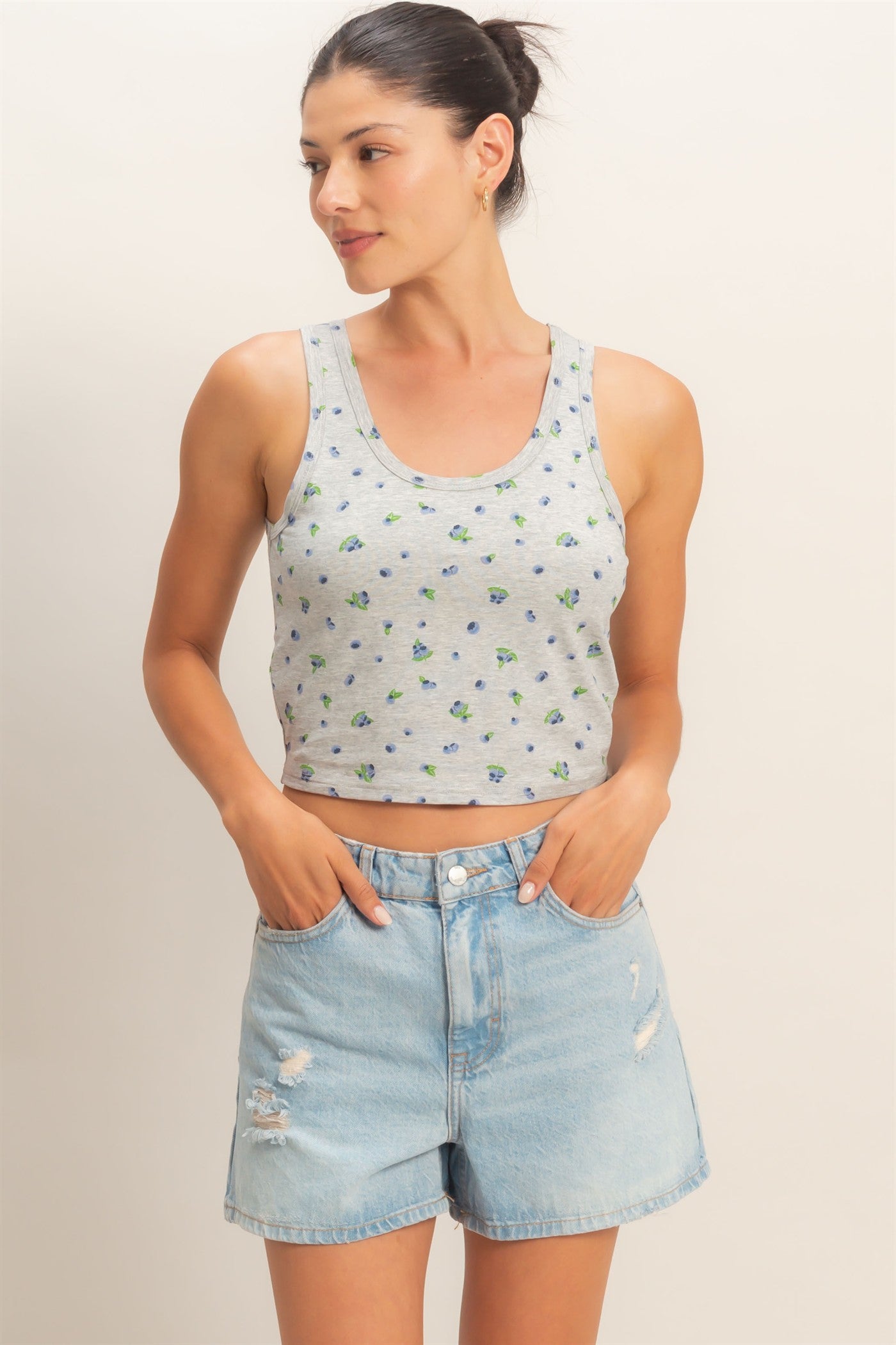 Wholesale Scoop Neck Blueberry Print Tank Tank Tops HF26C785 HEATHER GRAY HYFVE