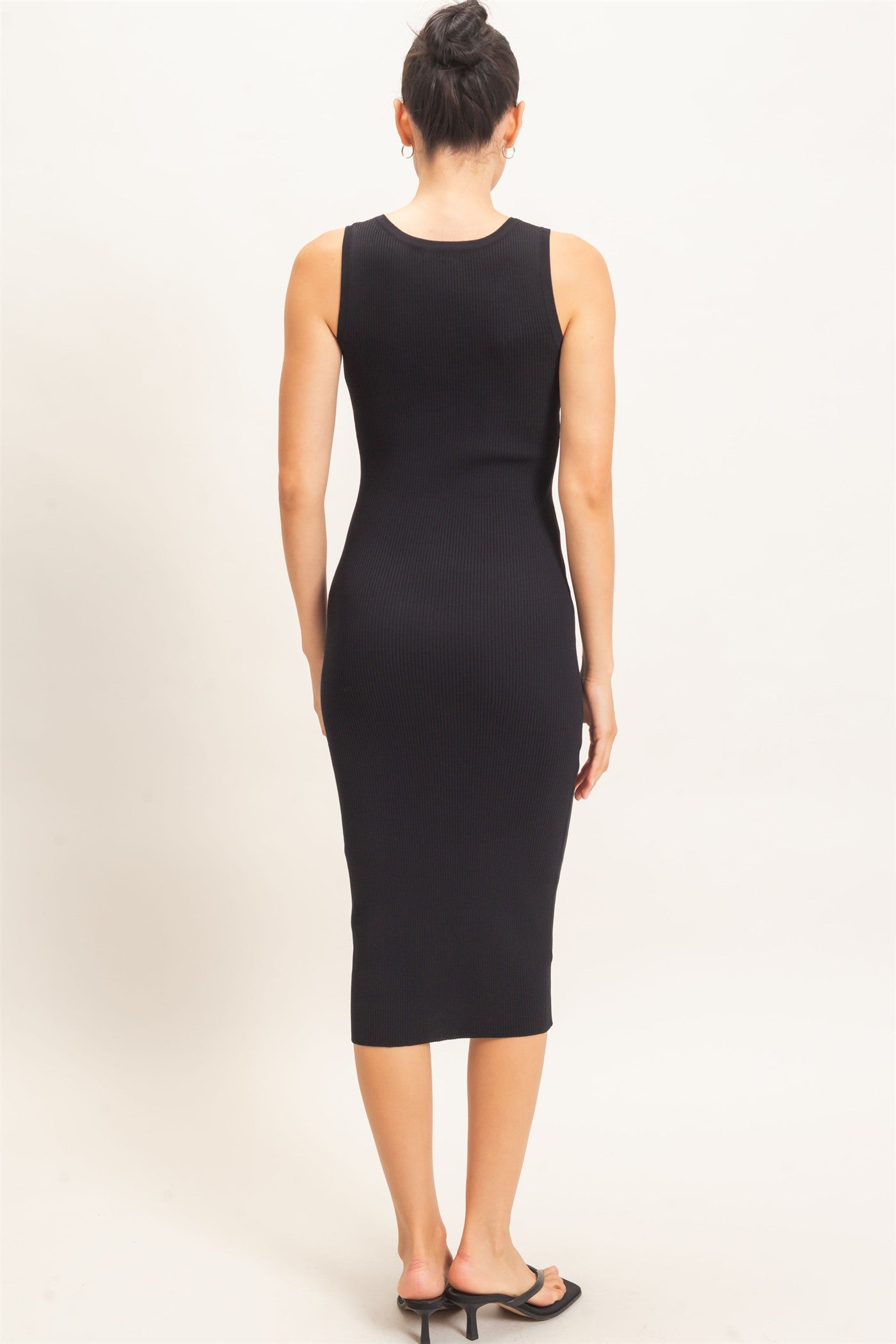 Wholesale Ribbed Button-Front Tank Dress Dresses HF26E218 BLACK HYFVE