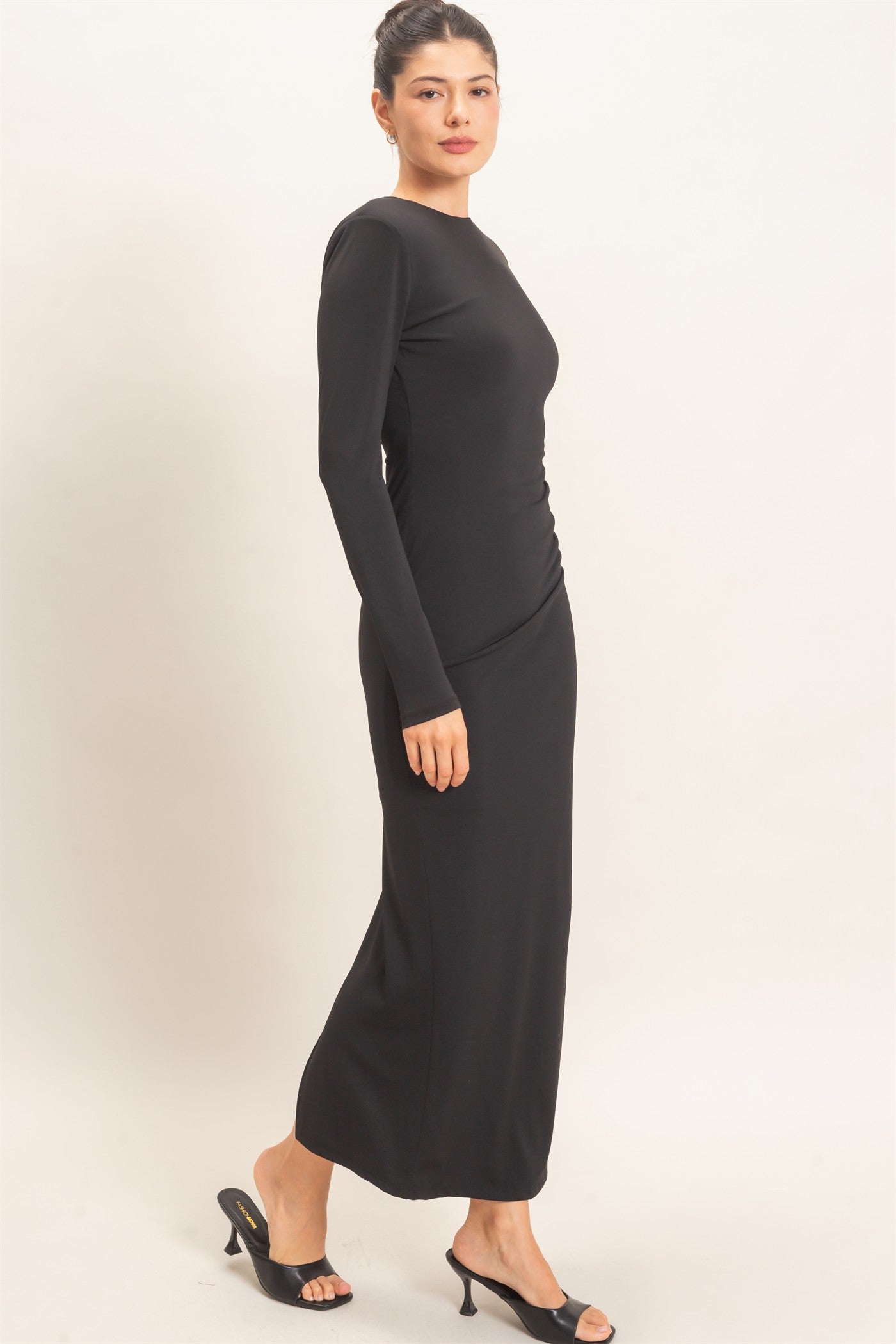 Wholesale Ruched Long Sleeve Open Back Midi Dress Dresses HF26F118 BLACK HYFVE