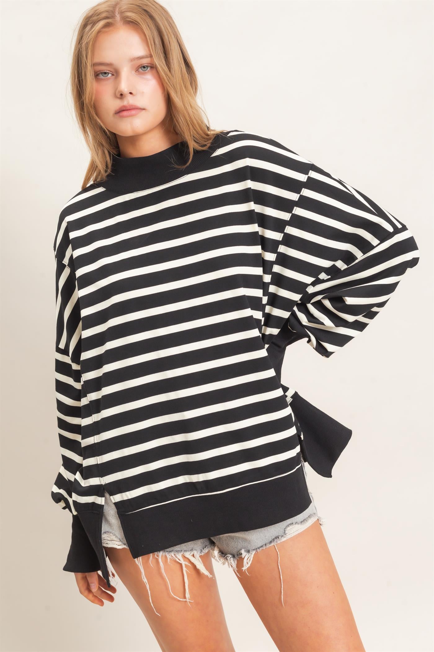 Wholesale Striped Mock Neck Sweatshirt Sweatshirts HF27A178-D BLACK/CREAM HYFVE
