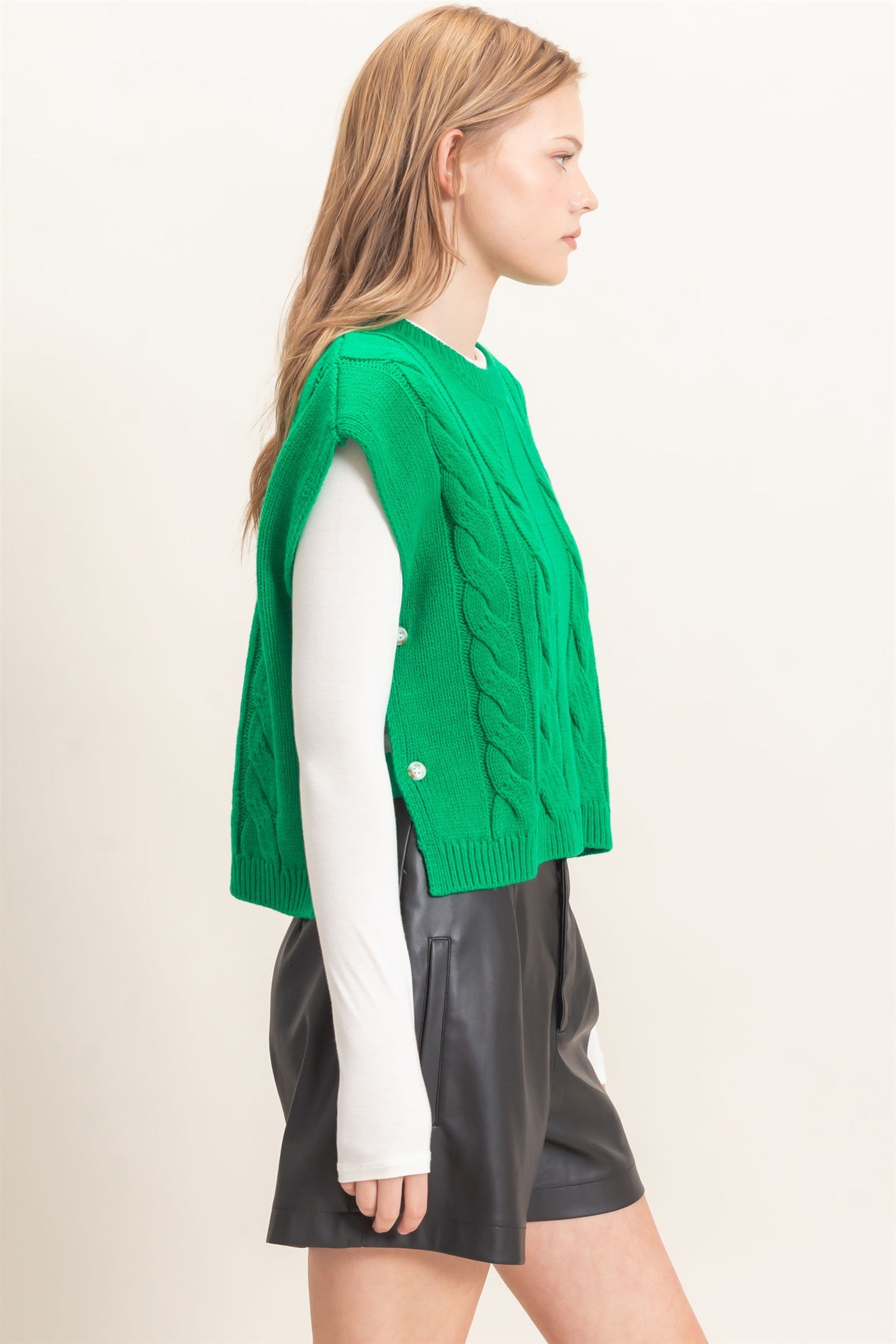 Wholesale Cable Knit Vest With Side Buttons Sweaters HF26F193 GREEN HYFVE