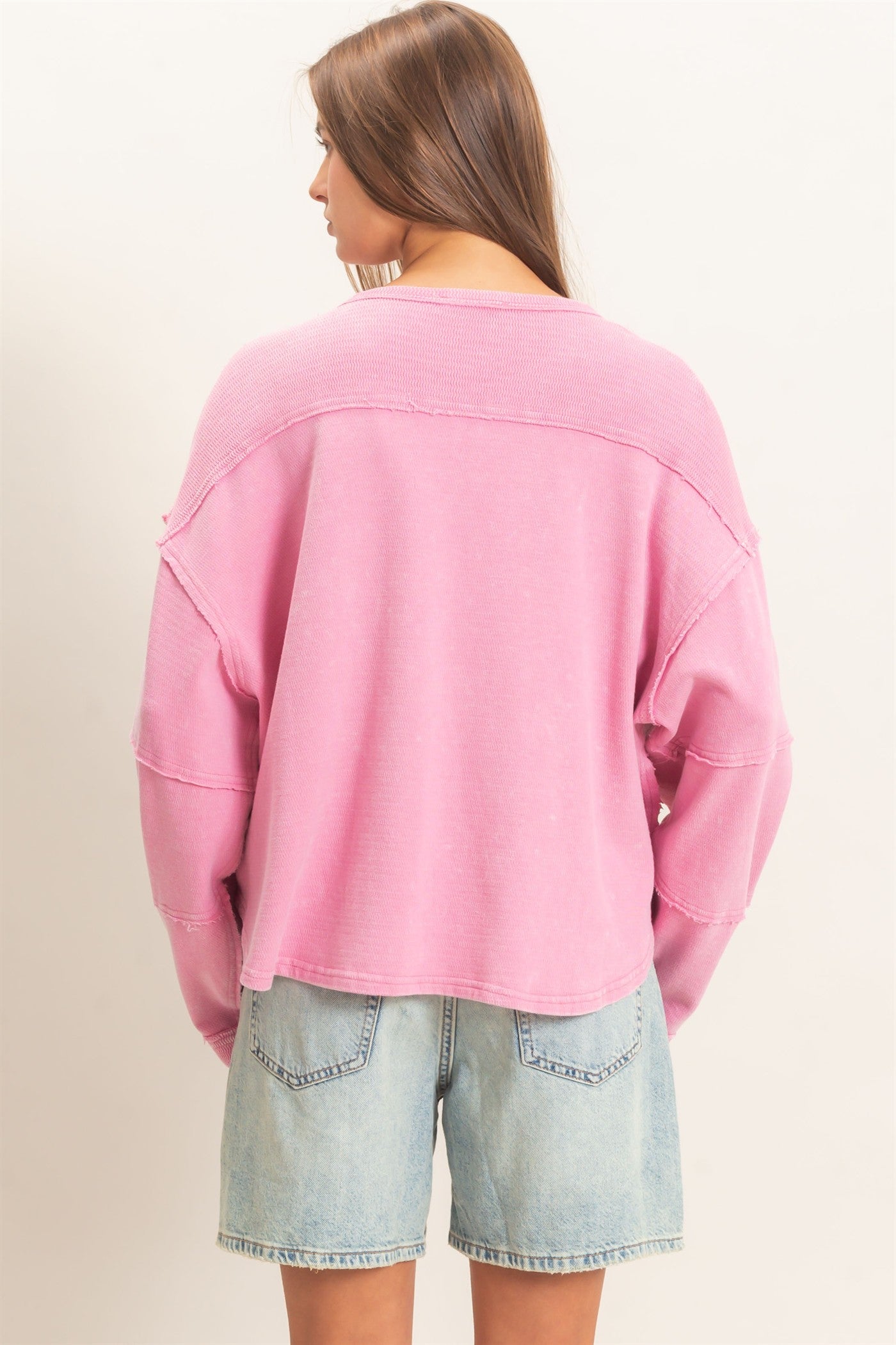 Wholesale Mineral Wash Overzised Raw Edge Crew Neck Top Clothing Tops DZ26E449 PINK DOUBLE ZERO
