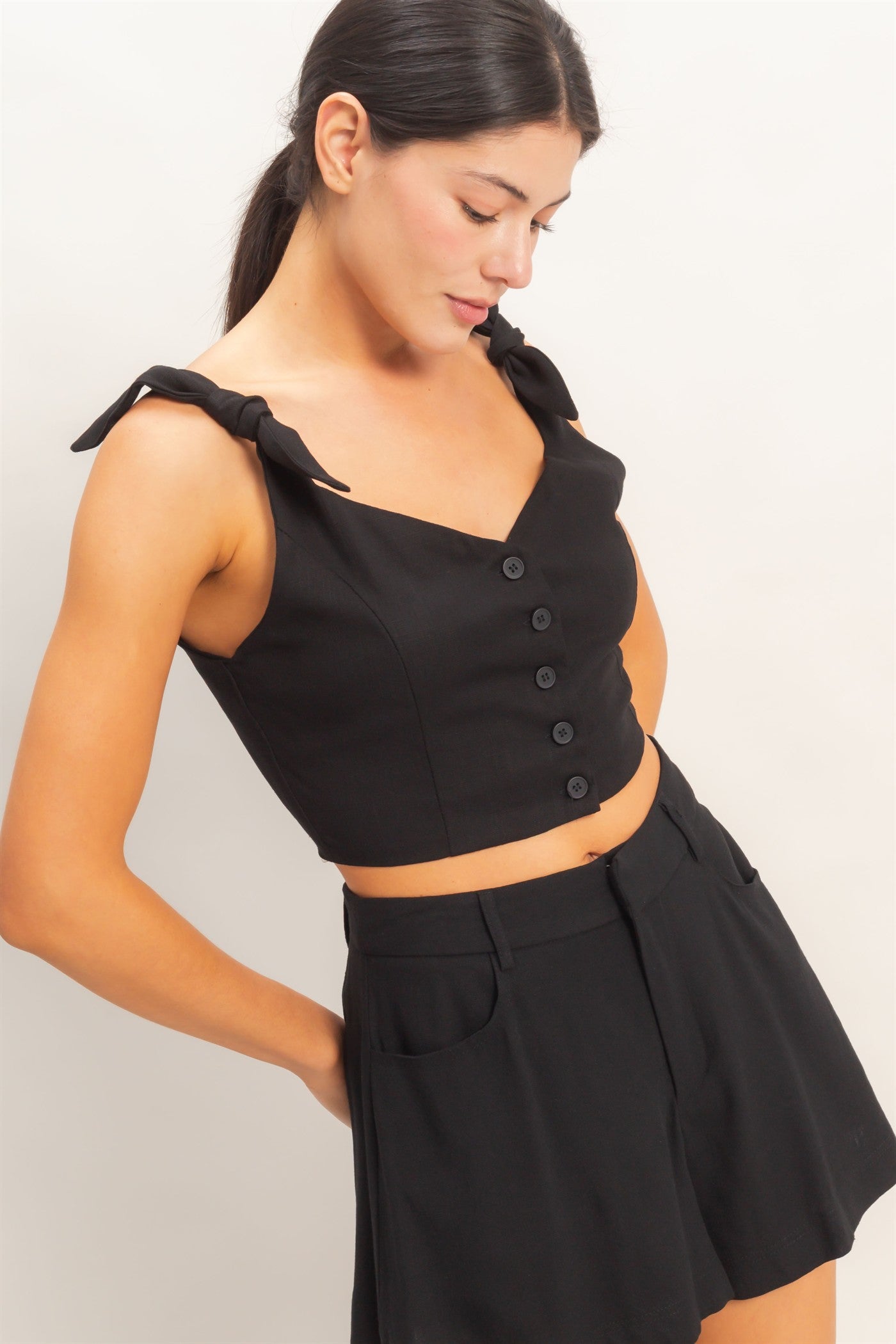 Wholesale Button-Up Tie Strap Crop Top Clothing Tops HF26A445 BLACK HYFVE