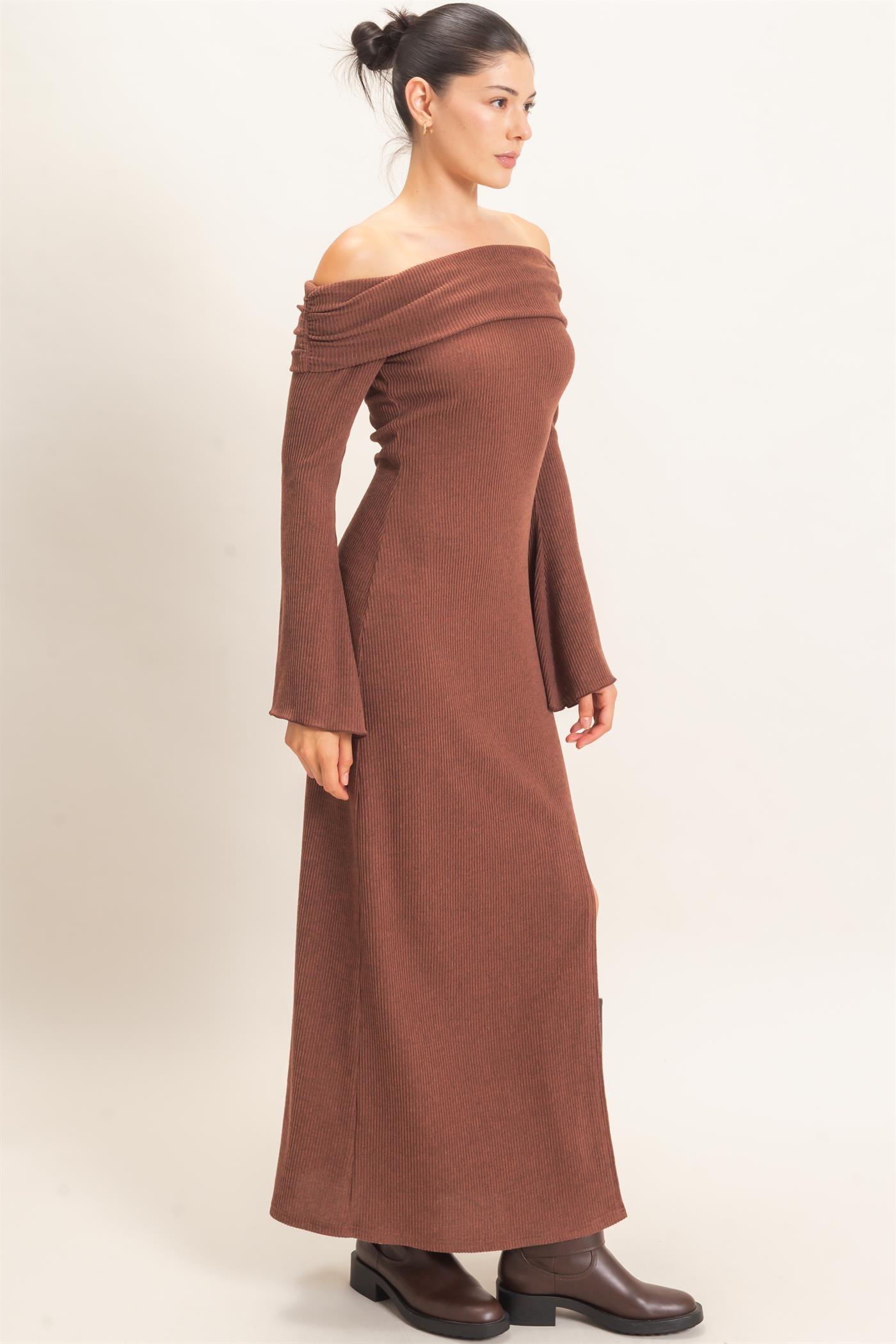 Wholesale Off-Shoulder Maxi Dress Dresses HF26F033 BROWN HYFVE