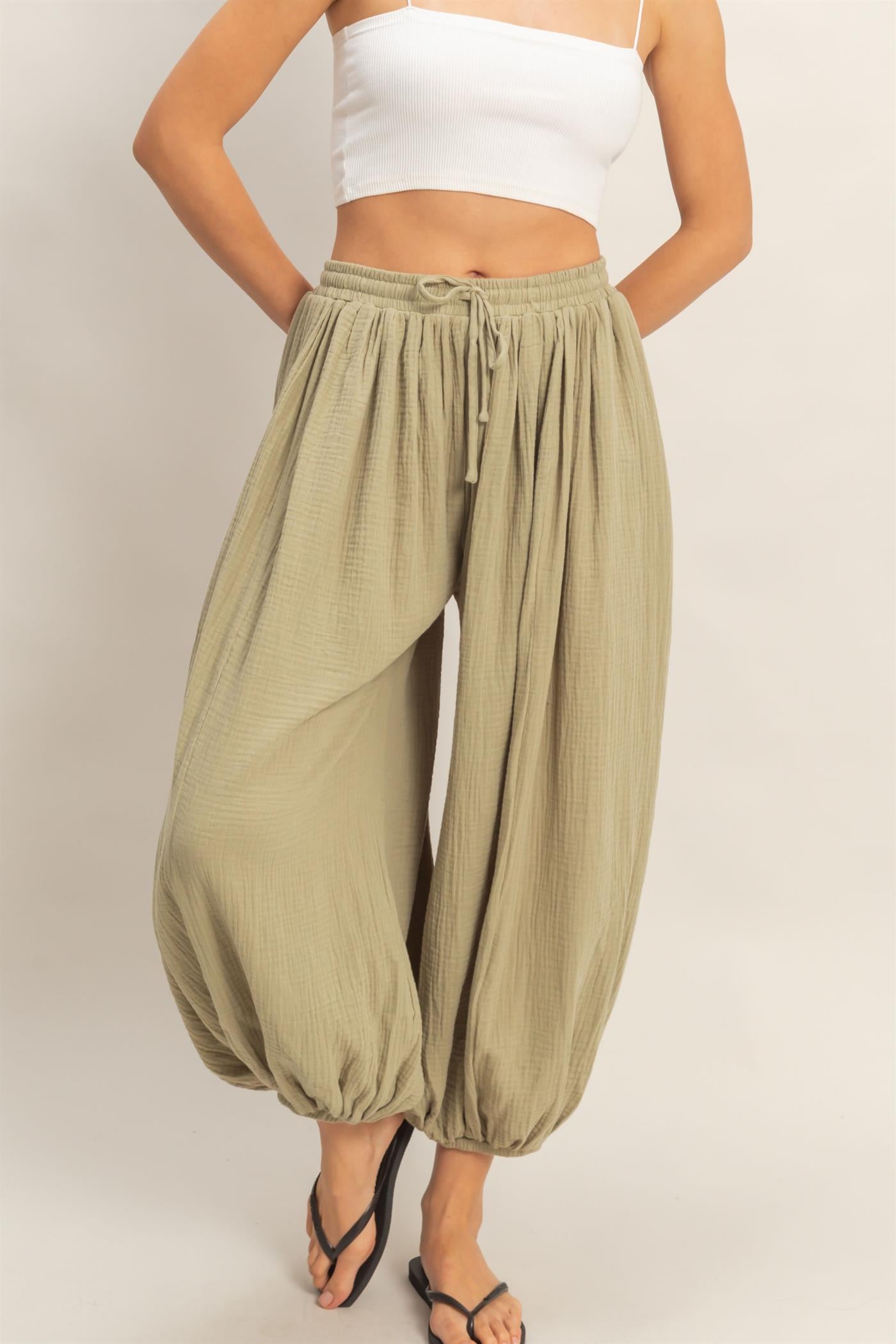Wholesale Gauzed Elastic Waist Balloon Joggers Pants Pants HF26C320 LIGHT OLIVE HYFVE