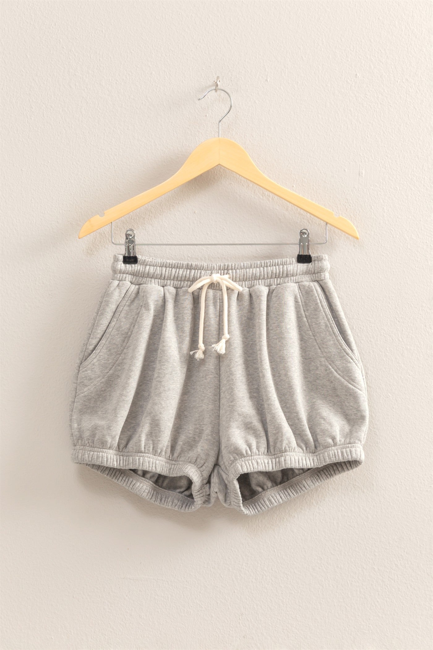 Wholesale Drawstring Waist Bubbled Hem Shorts Shorts DZ25A702 HEATHER GRAY DOUBLE ZERO
