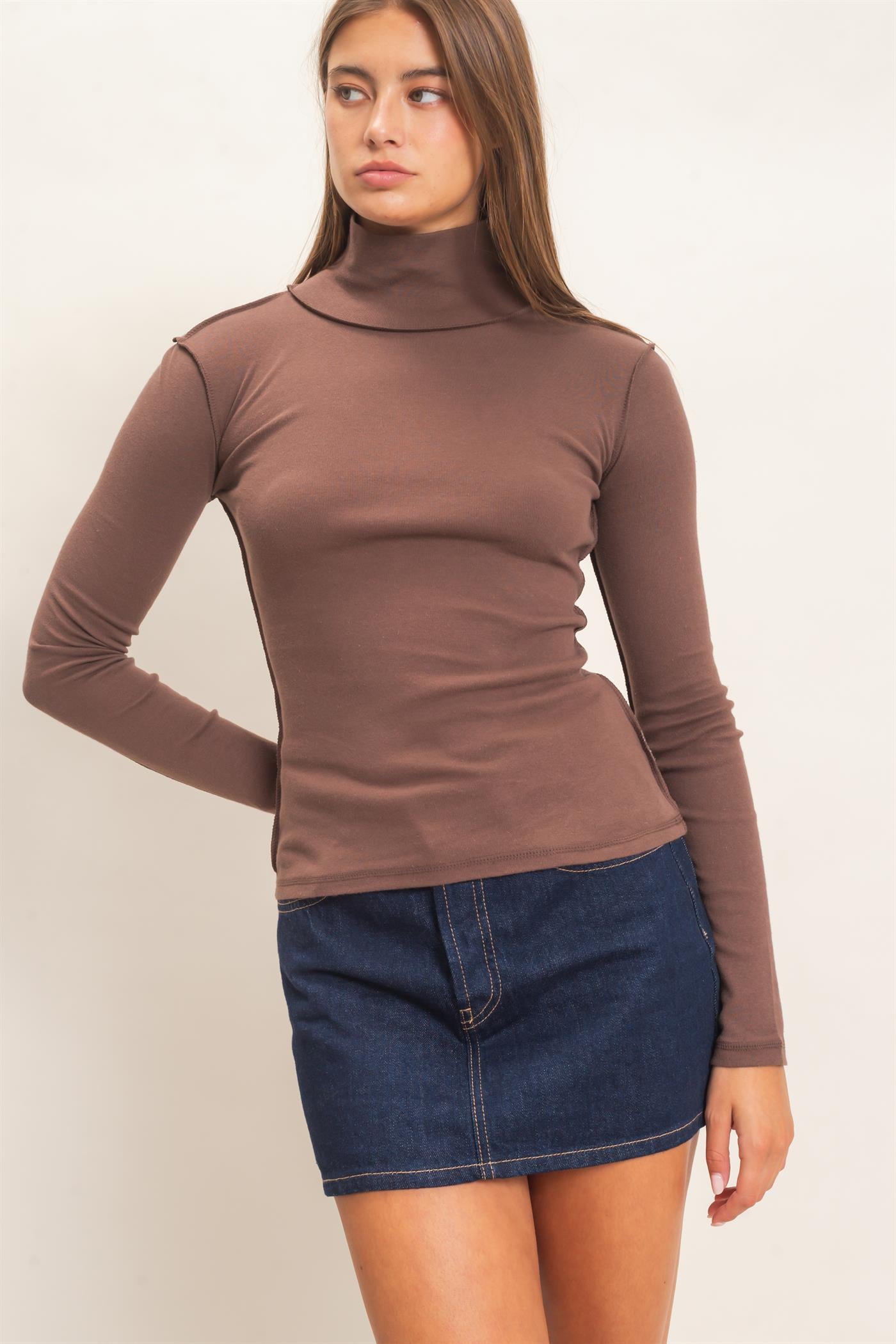 Wholesale Turtleneck Exposed Seam Long Sleeve Top Clothing Tops DZ26F241 DARK BROWN HYFVE