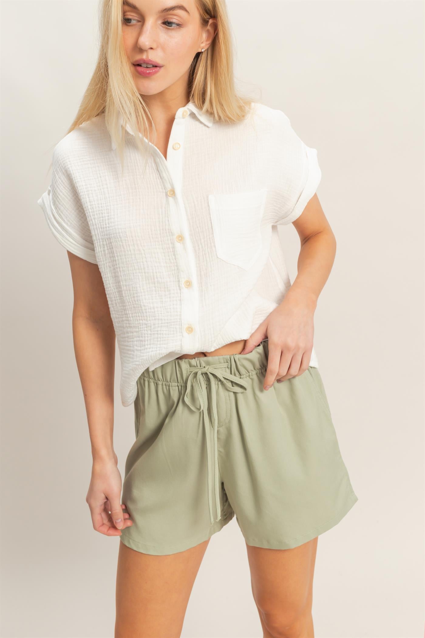 Wholesale Elastic Waist Drawstring Shorts Shorts HF26E428-D SAGE HYFVE