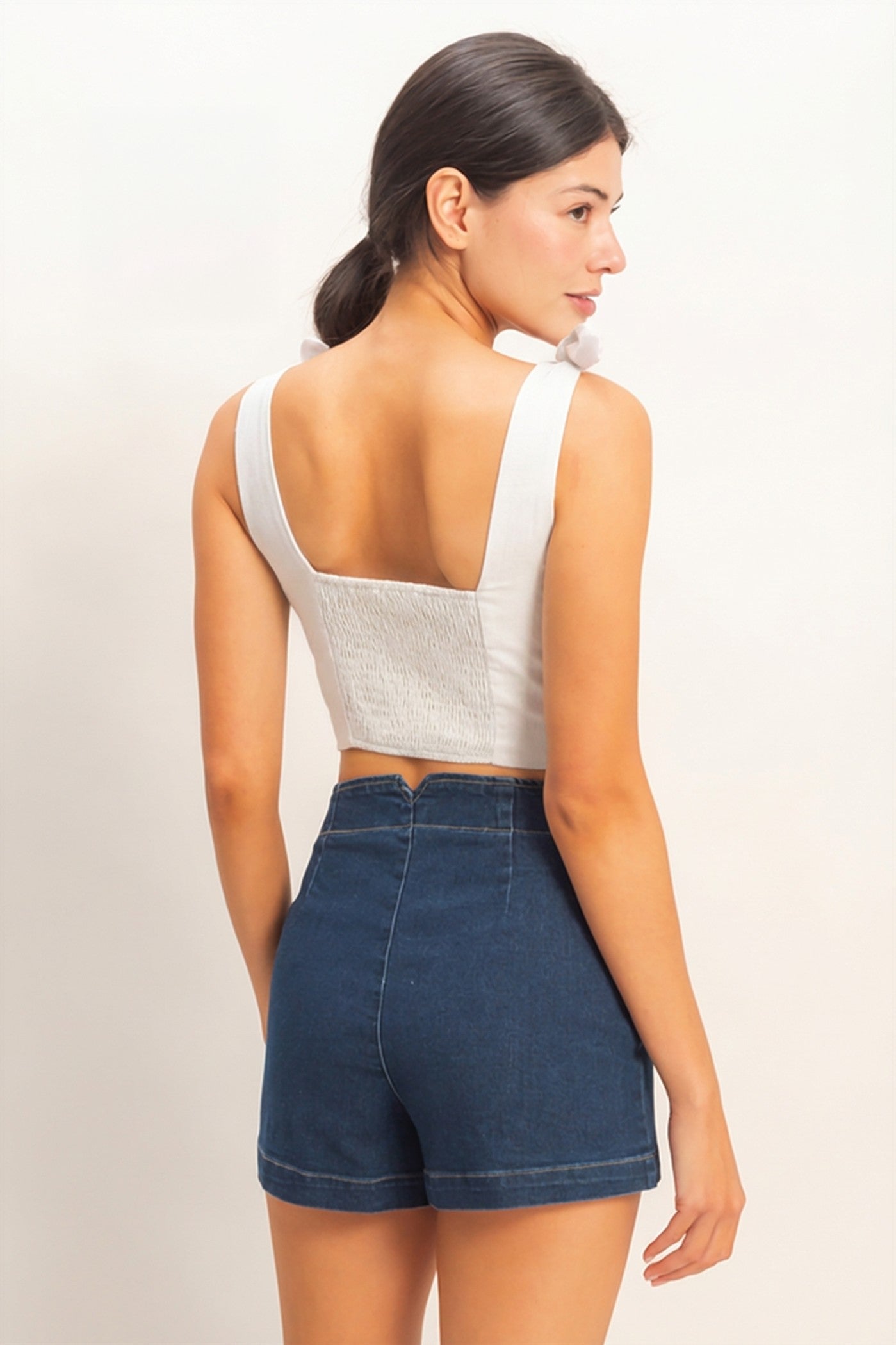 Wholesale Button-Up Tie Strap Crop Top Clothing Tops HF26A445 OFF WHITE HYFVE