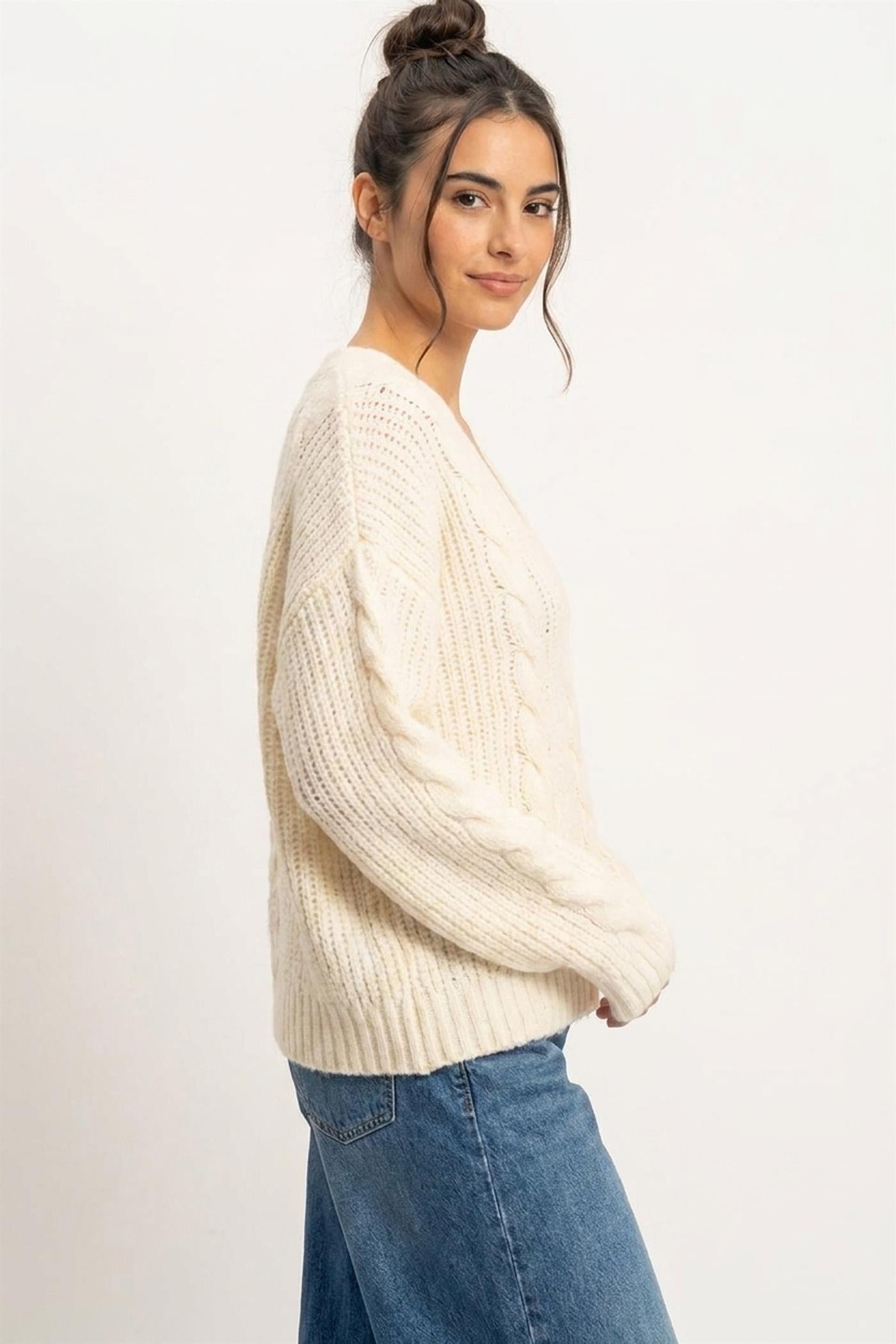 Wholesale Cable Knit V-Neck Sweater Sweaters DZ26E107 CREAM DOUBLE ZERO